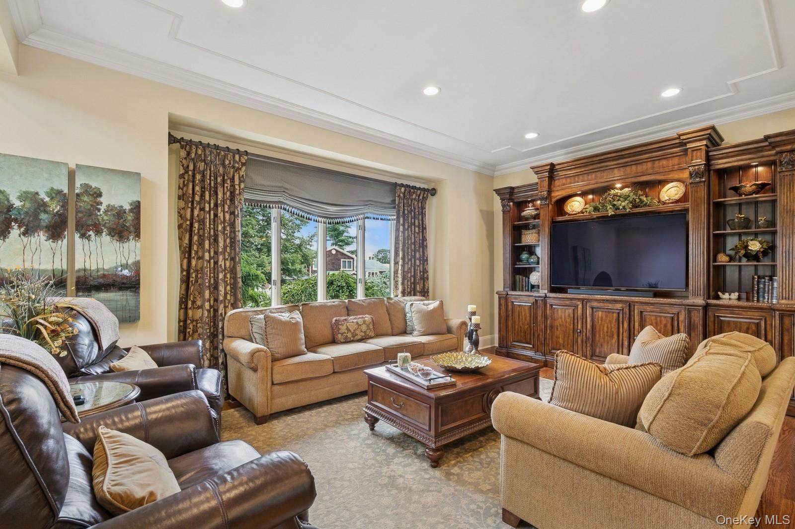 #5 photo, 53 Orange Drive, ナッソー郡 Jericho , NY 11753