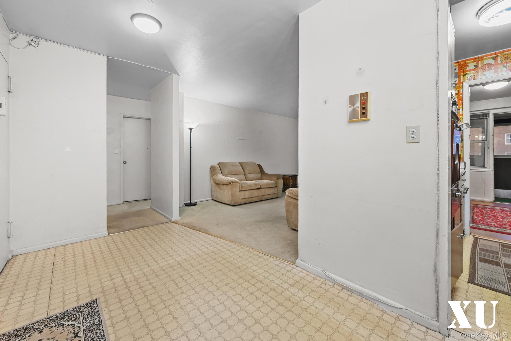 #2 photo, 43-10 Kissena Boulevard, クイーンズ区 Flushing , NY 11355