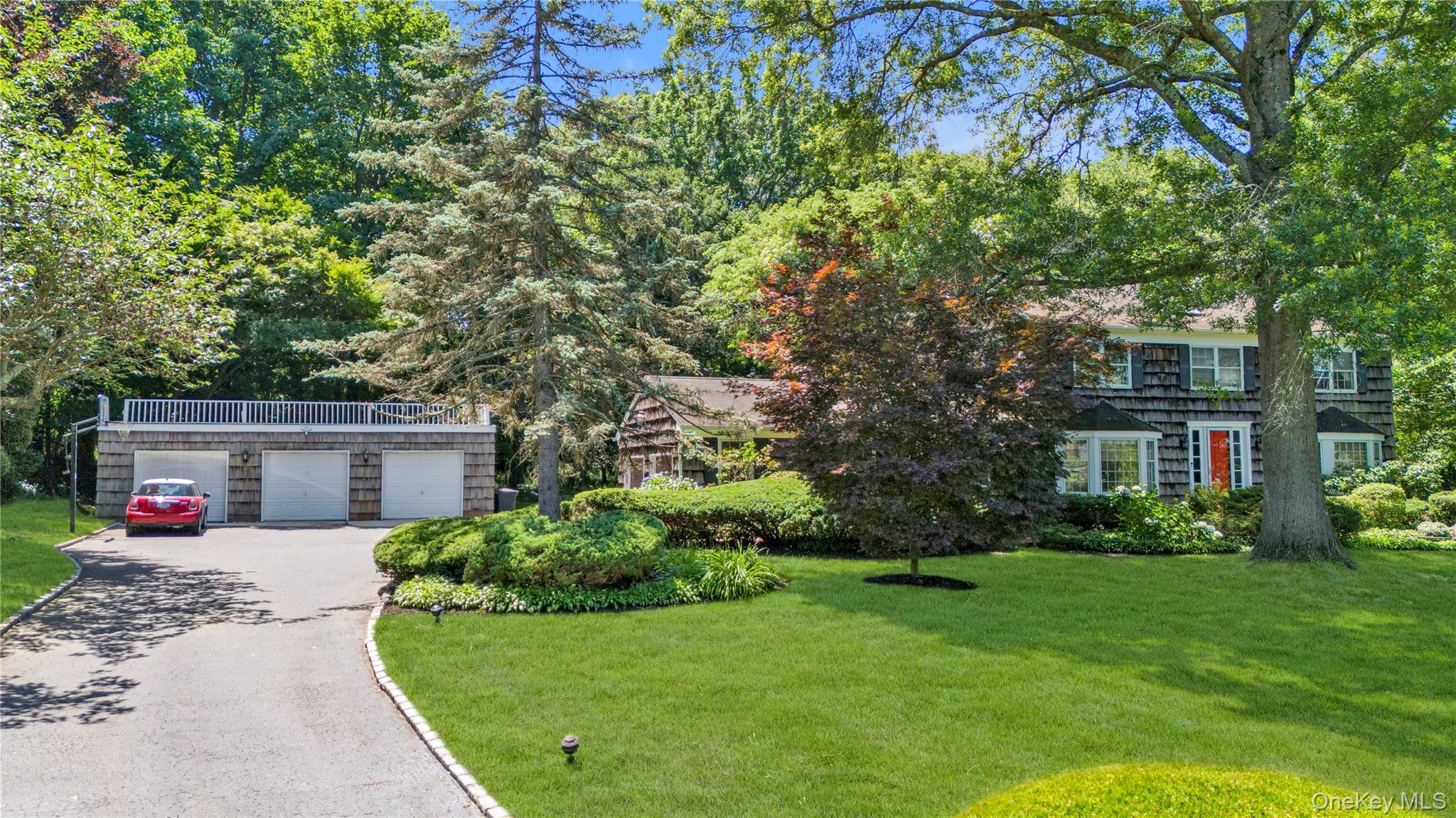 #2 photo, 26 Rolling Drive, ナッソー郡 Brookville , NY 11545