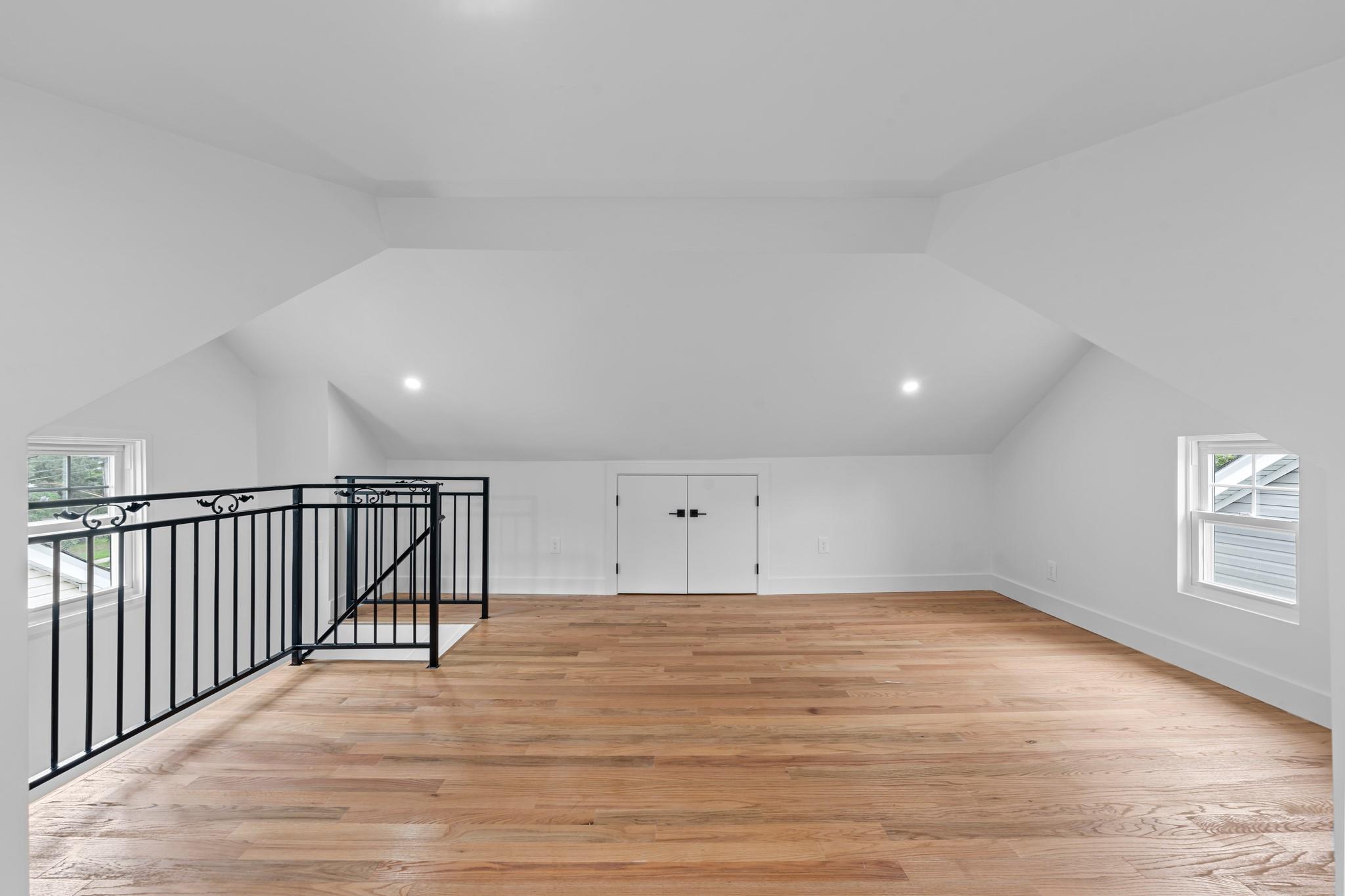 #12 photo, 24005 Weller Avenue, クイーンズ区 Rosedale , NY 11422