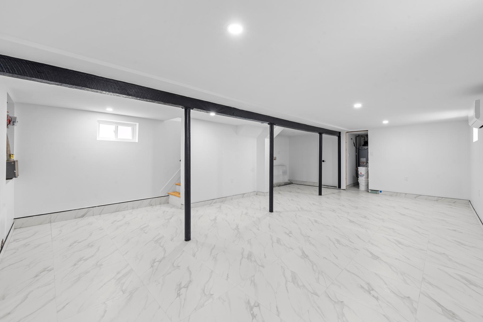 #13 photo, 24005 Weller Avenue, クイーンズ区 Rosedale , NY 11422