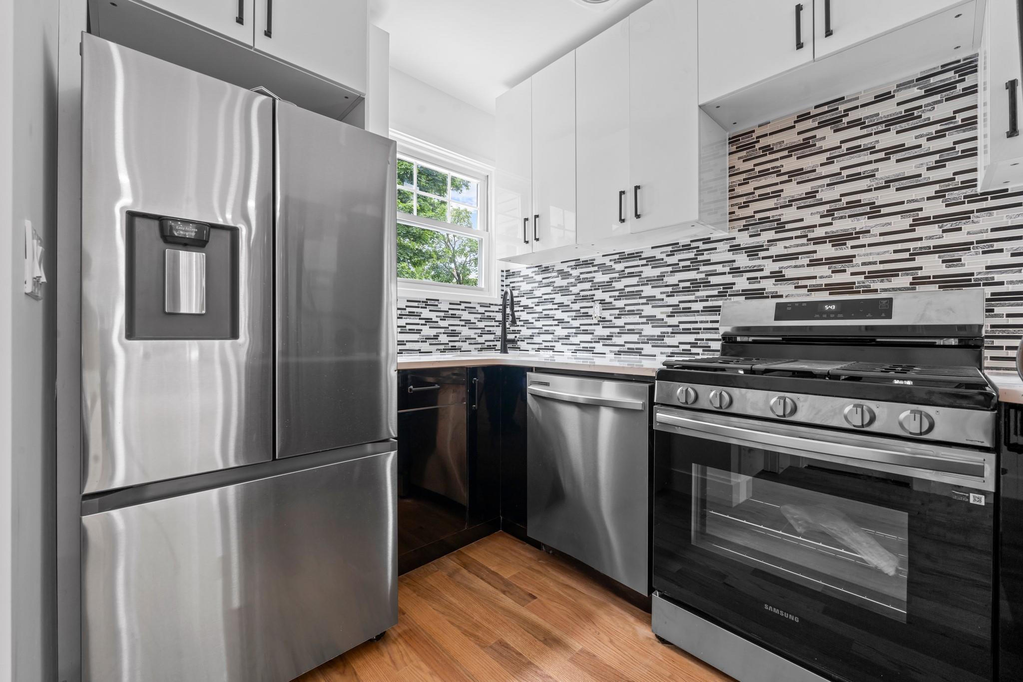 #2 photo, 24005 Weller Avenue, クイーンズ区 Rosedale , NY 11422