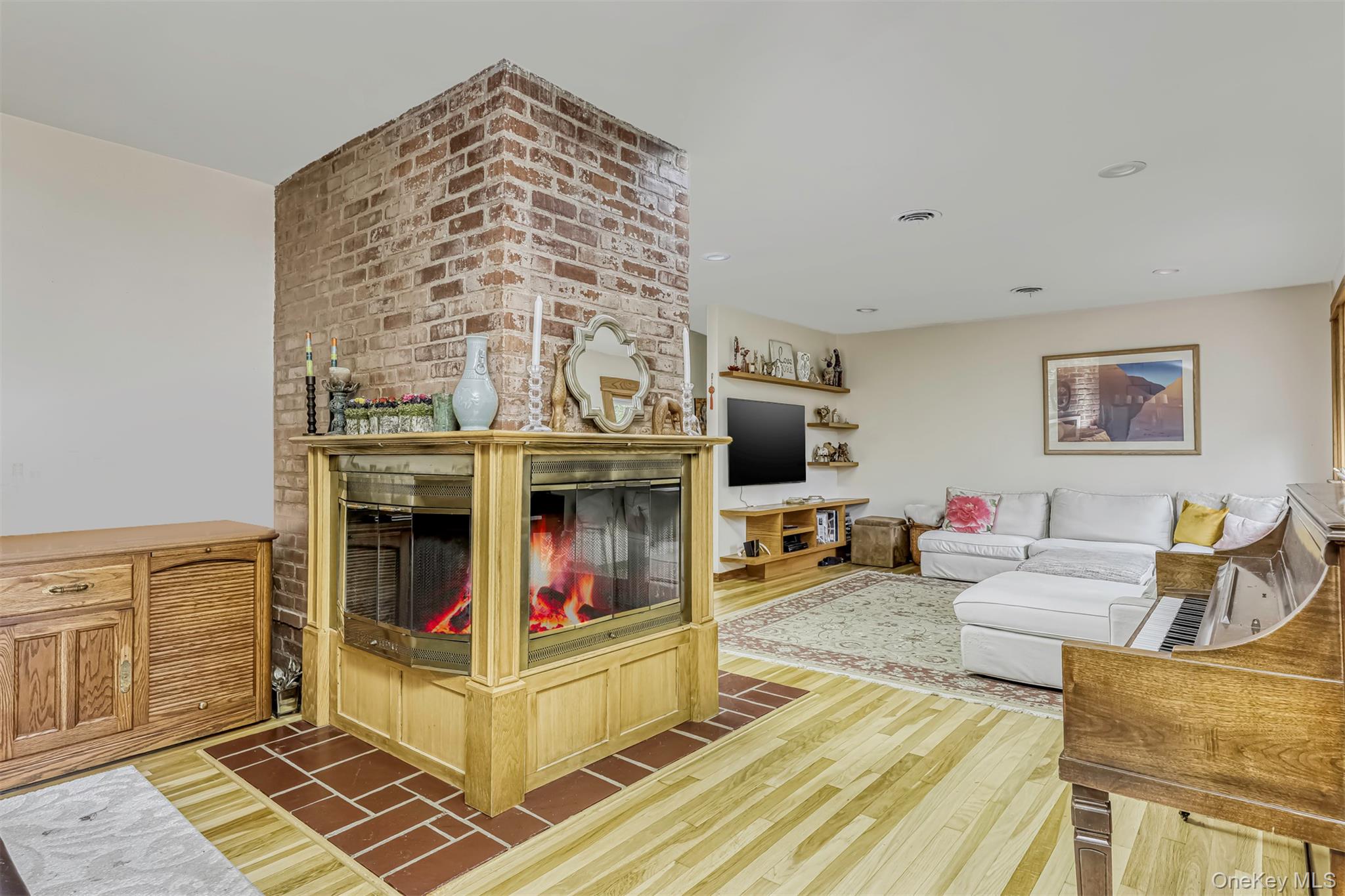 #6 photo, 47 Mayer Drive, 紐約州 Montebello , NY 10901