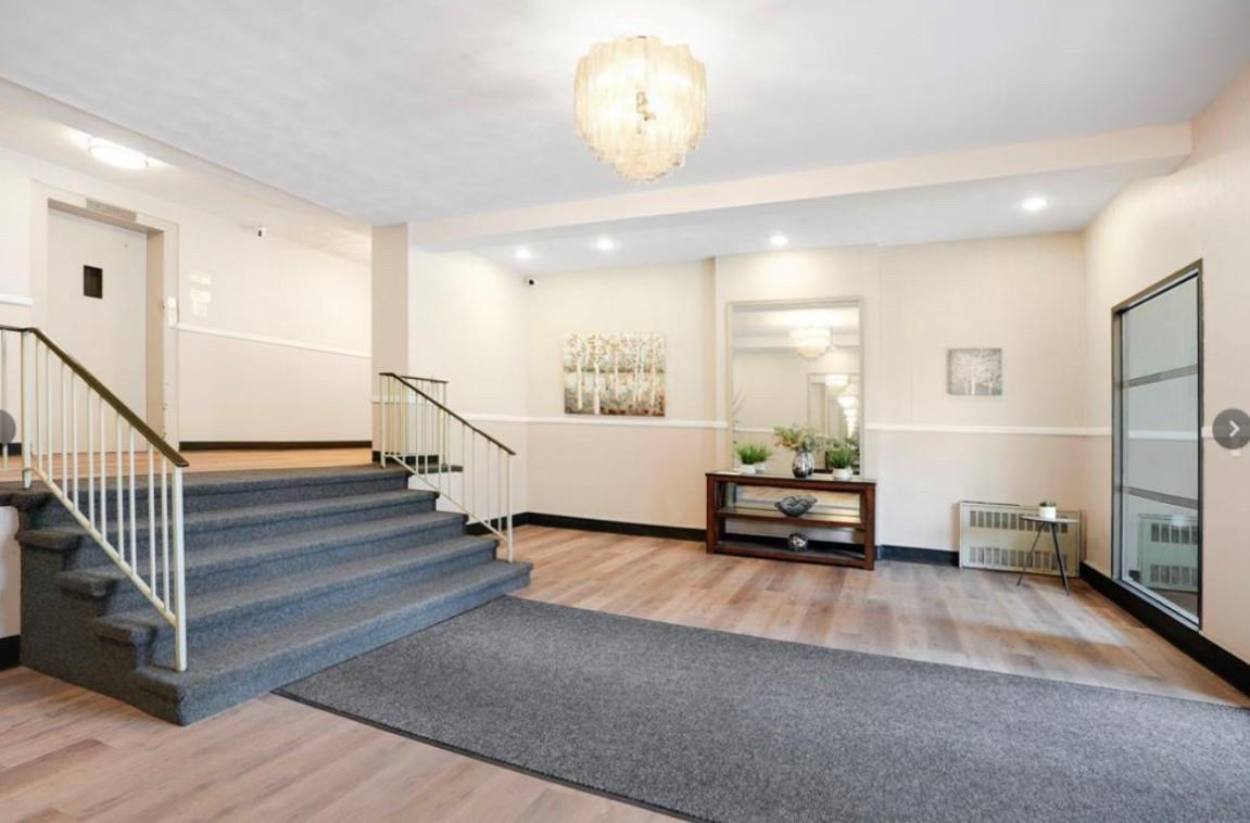 #2 photo, 2261 Palmer Avenue, New Rochelle , NY 10801