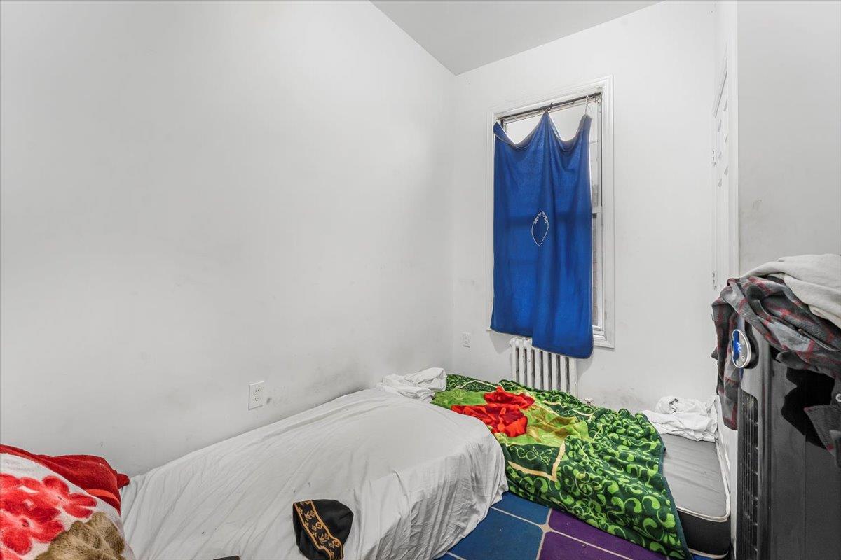 #7 photo, 1047 Trinity Avenue, Bronx , NY 10456