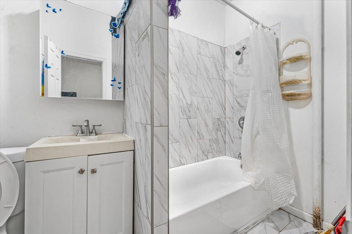 #9 photo, 1047 Trinity Avenue, Bronx , NY 10456