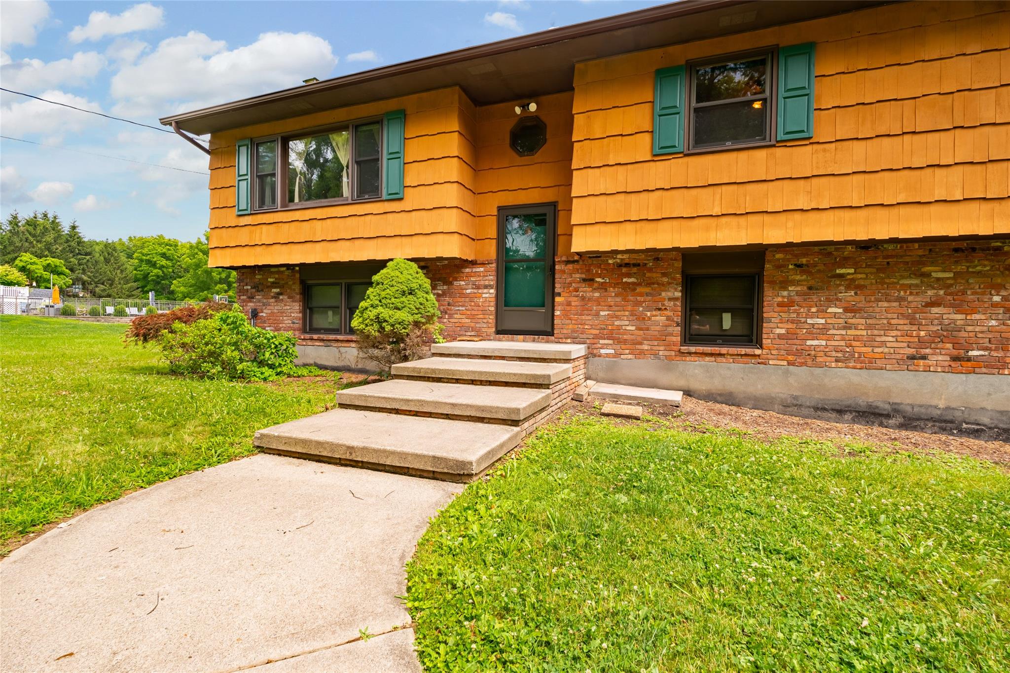 #4 photo, 408 Bull Road, Rock Tavern , NY 12575