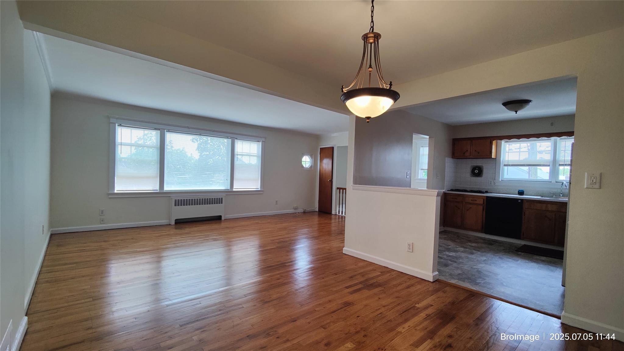 #1 photo, Whitestone, 皇后區 白石鎮 Whitestone , NY 11357