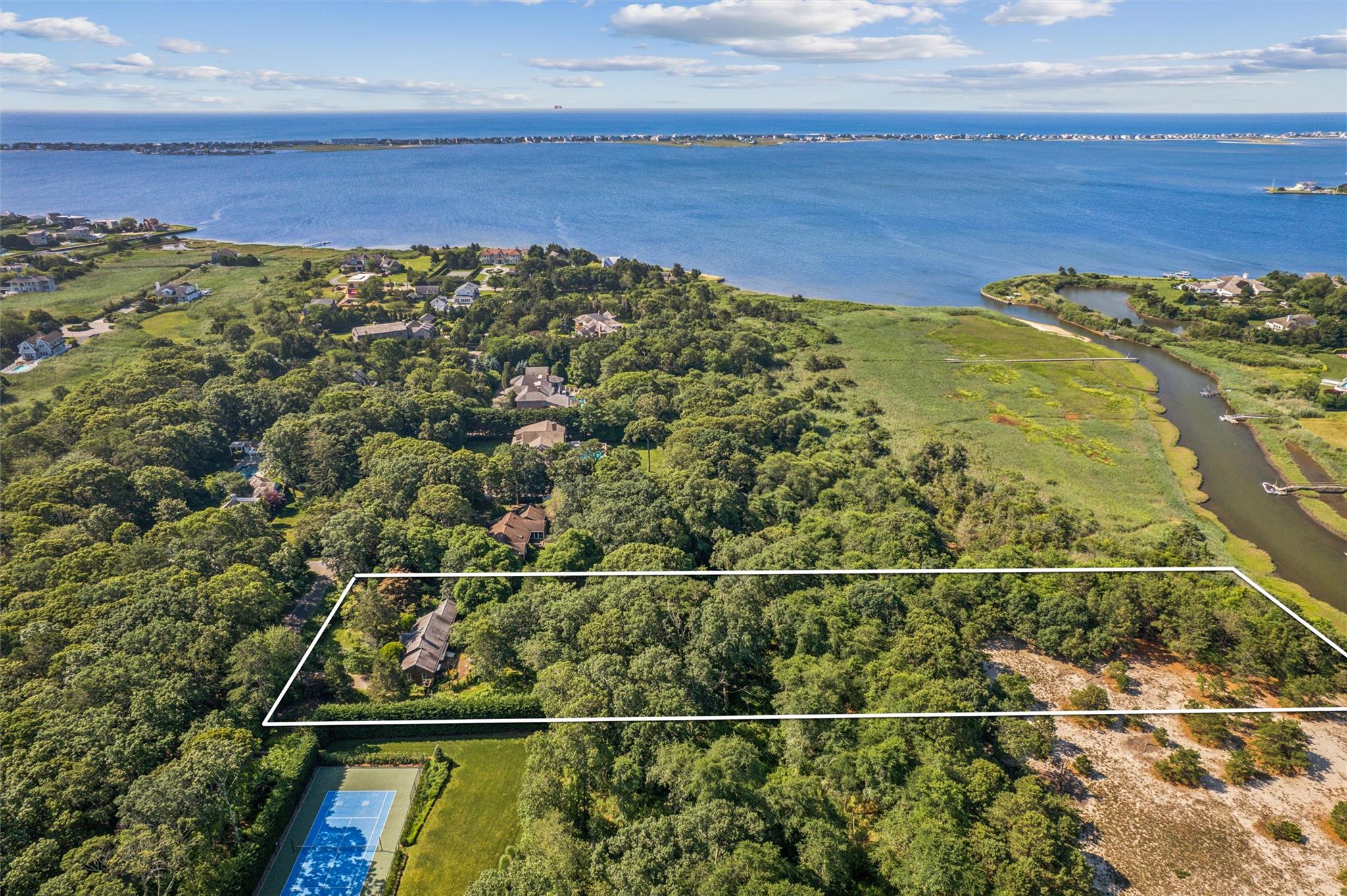 #2 photo, 27 Jagger Lane, サフォーク郡 Westhampton , NY 11977