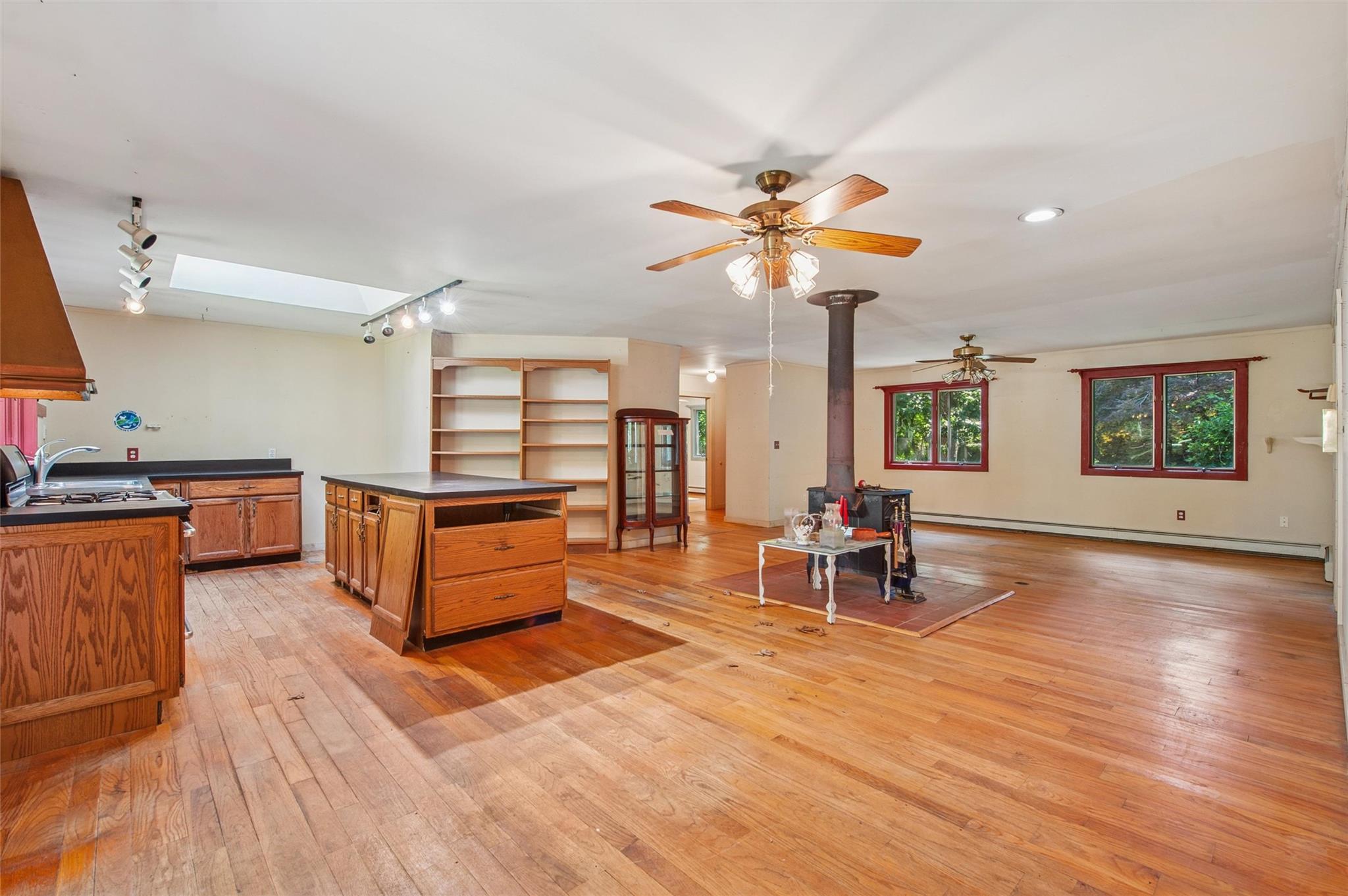 #5 photo, 27 Jagger Lane, サフォーク郡 Westhampton , NY 11977