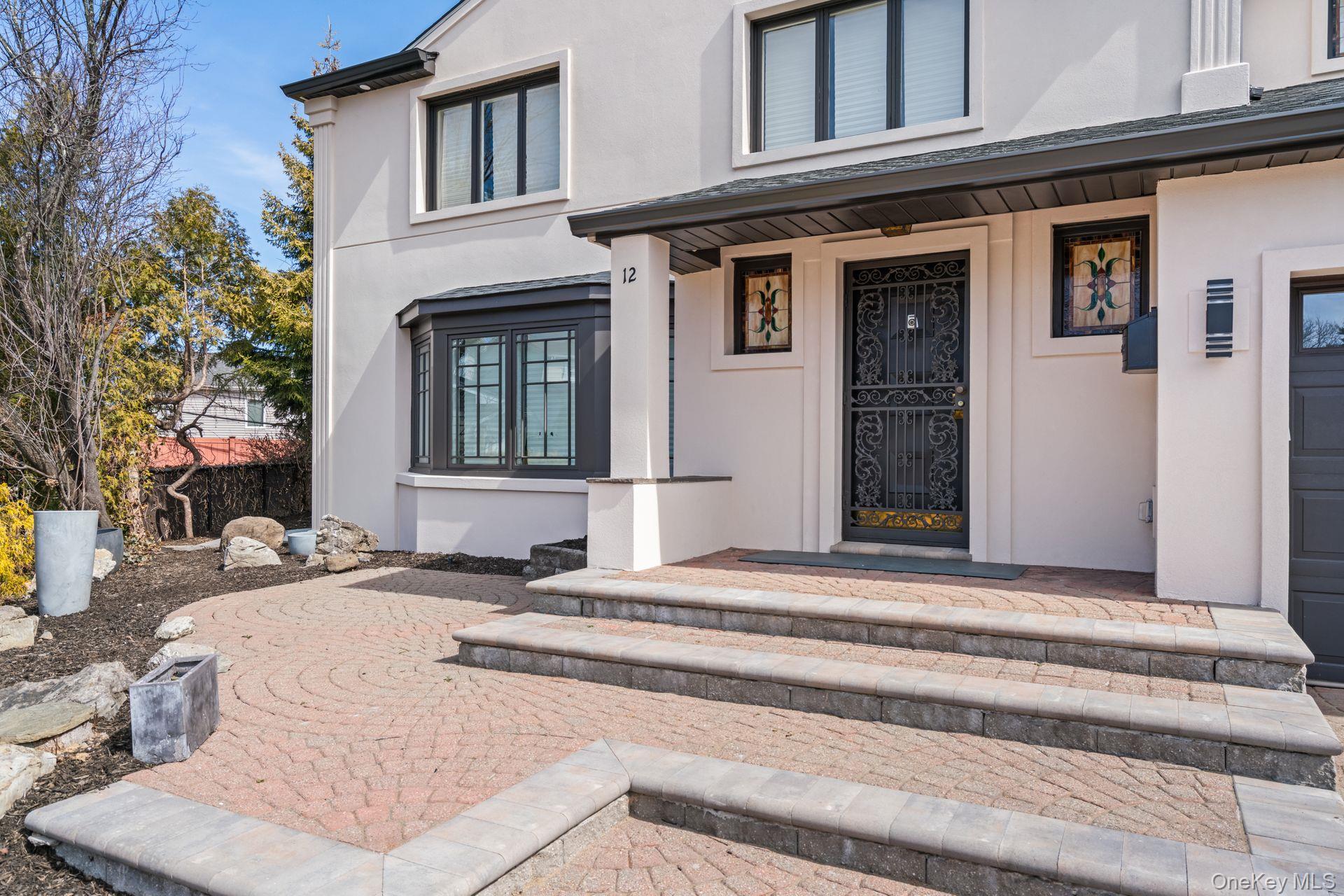 #3 photo, 12 Foxhurst Court, ナッソー郡 Manhasset Hills , NY 11040