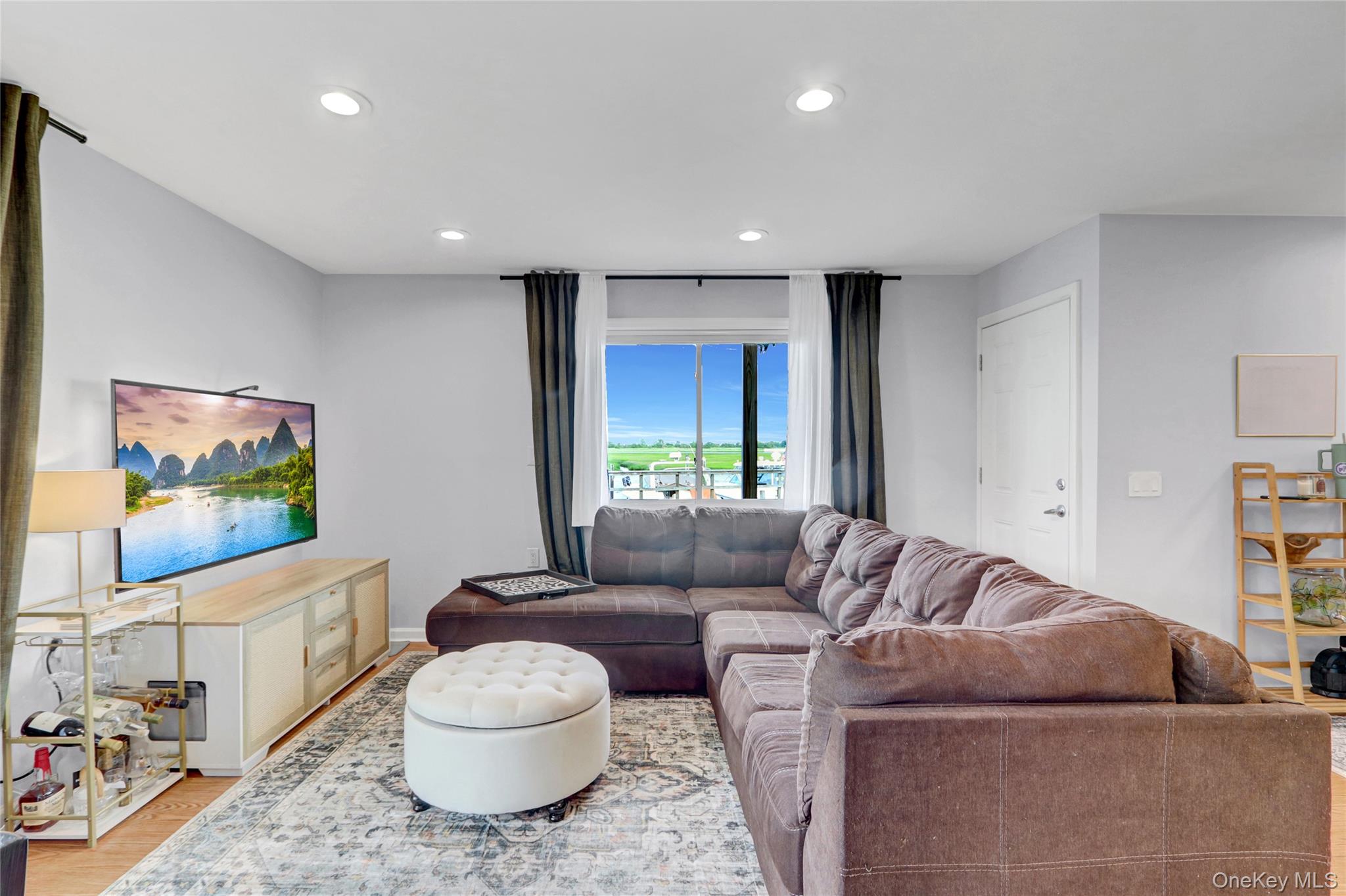 #3 photo, 1 Anchorage Way, 长岛 Freeport , NY 11520