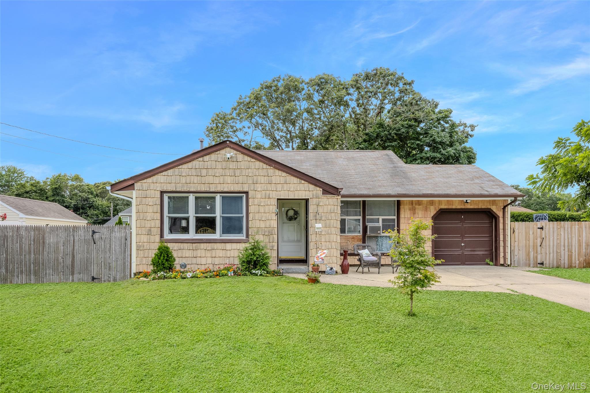 #1 photo, 18 Mallard Avenue, 東長島 Selden , NY 11784