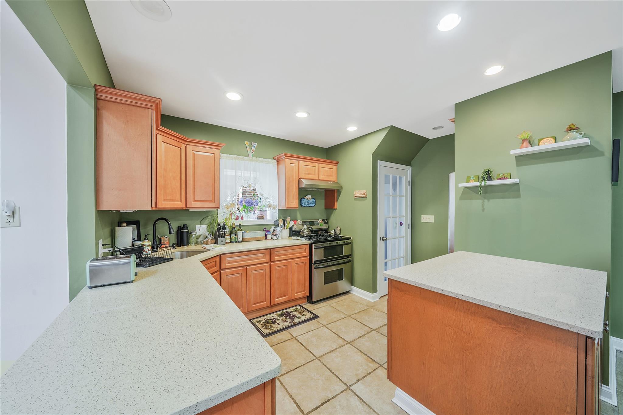 #5 photo, 8624 253rd Street, クイーンズ区 Bellerose , NY 11426