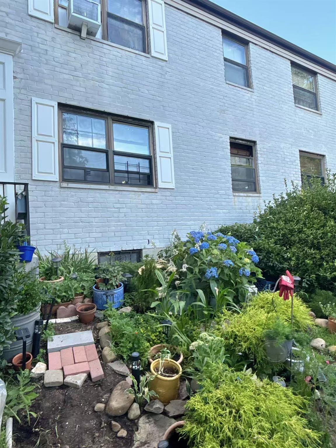 #1 photo, 13523 135th, クイーンズ区 Kew Garden Hills , NY 11367