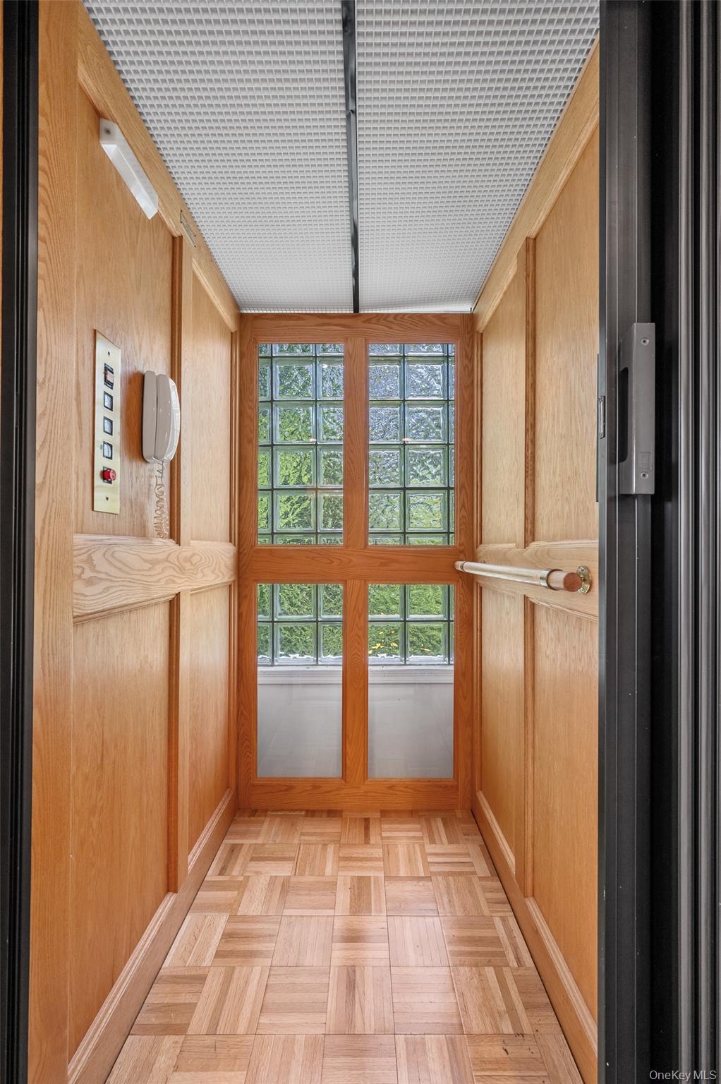 #18 photo, 9 Sycamore Drive, ナッソー郡 Great Neck , NY 11021