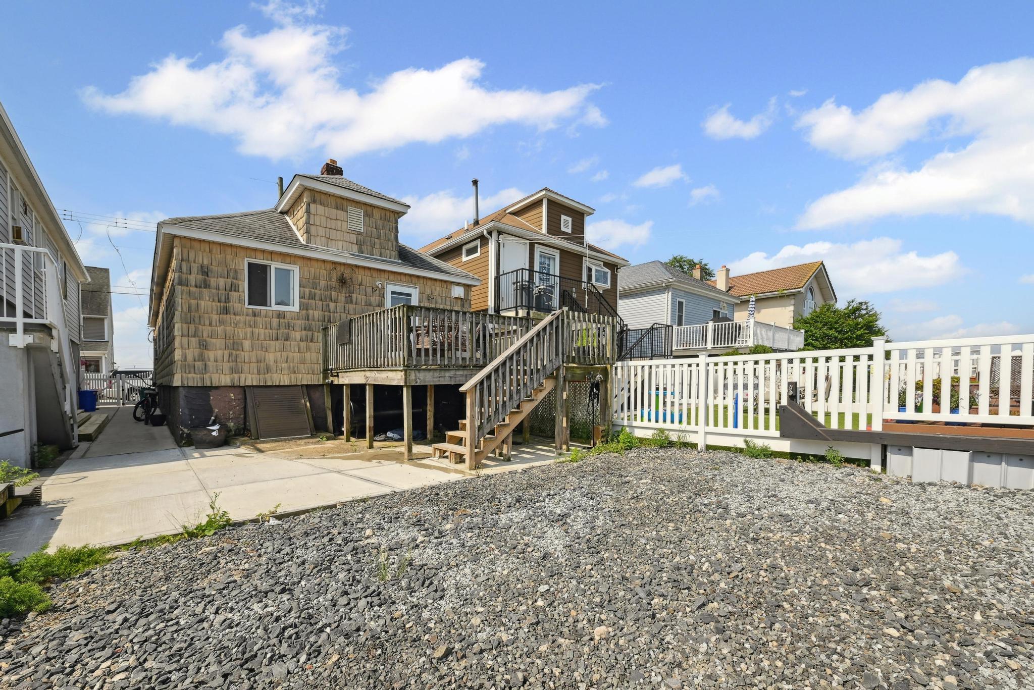 #1 photo, 41 W 15th Road, Broad Channel , NY 11693