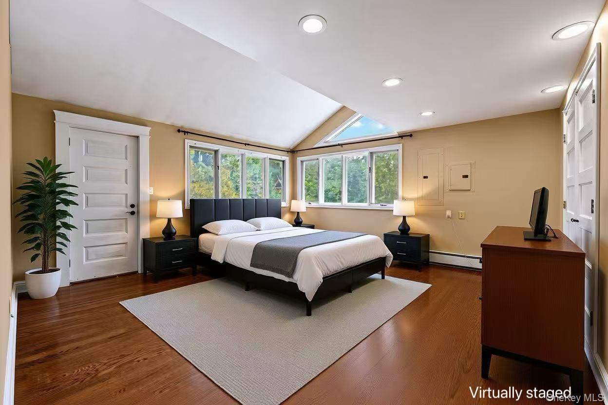 #17 photo, 18 Locust Lane, ナッソー郡 Roslyn Heights , NY 11577