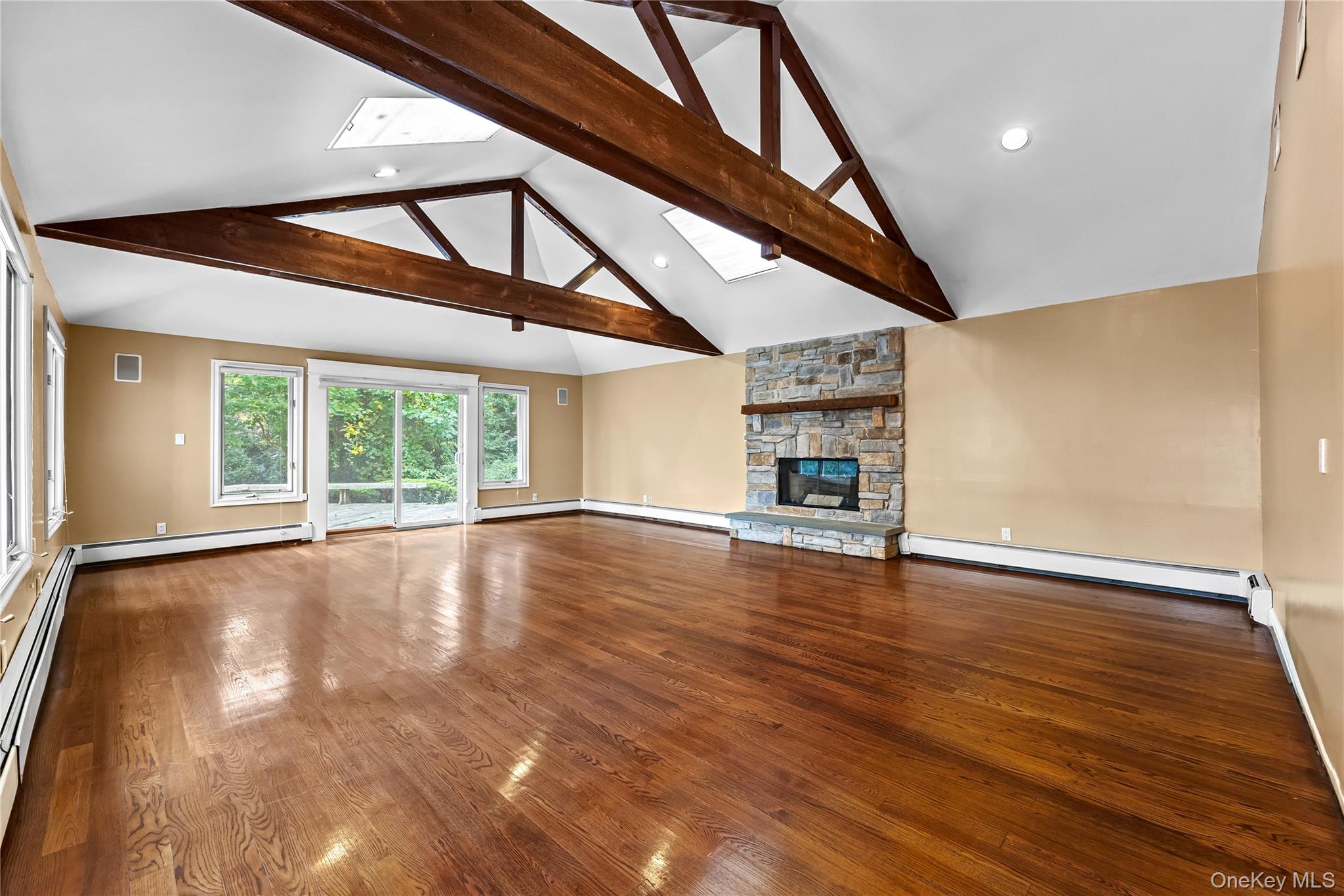 #4 photo, 18 Locust Lane, ナッソー郡 Roslyn Heights , NY 11577