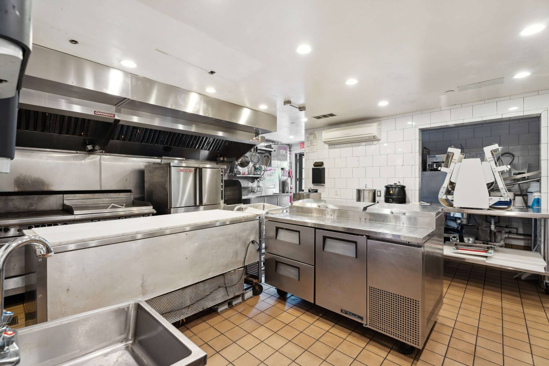 #7 photo, 203 Bridgehampton Sag Harbor Turnpike, サフォーク郡 Bridgehampton , NY 11963