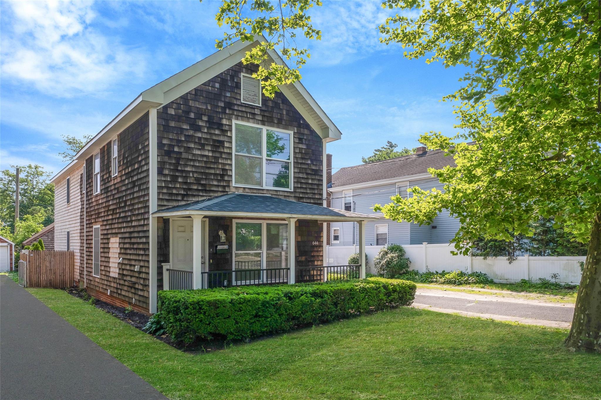 #1 photo, 644 Roanoke Avenue, Riverhead , NY 11901