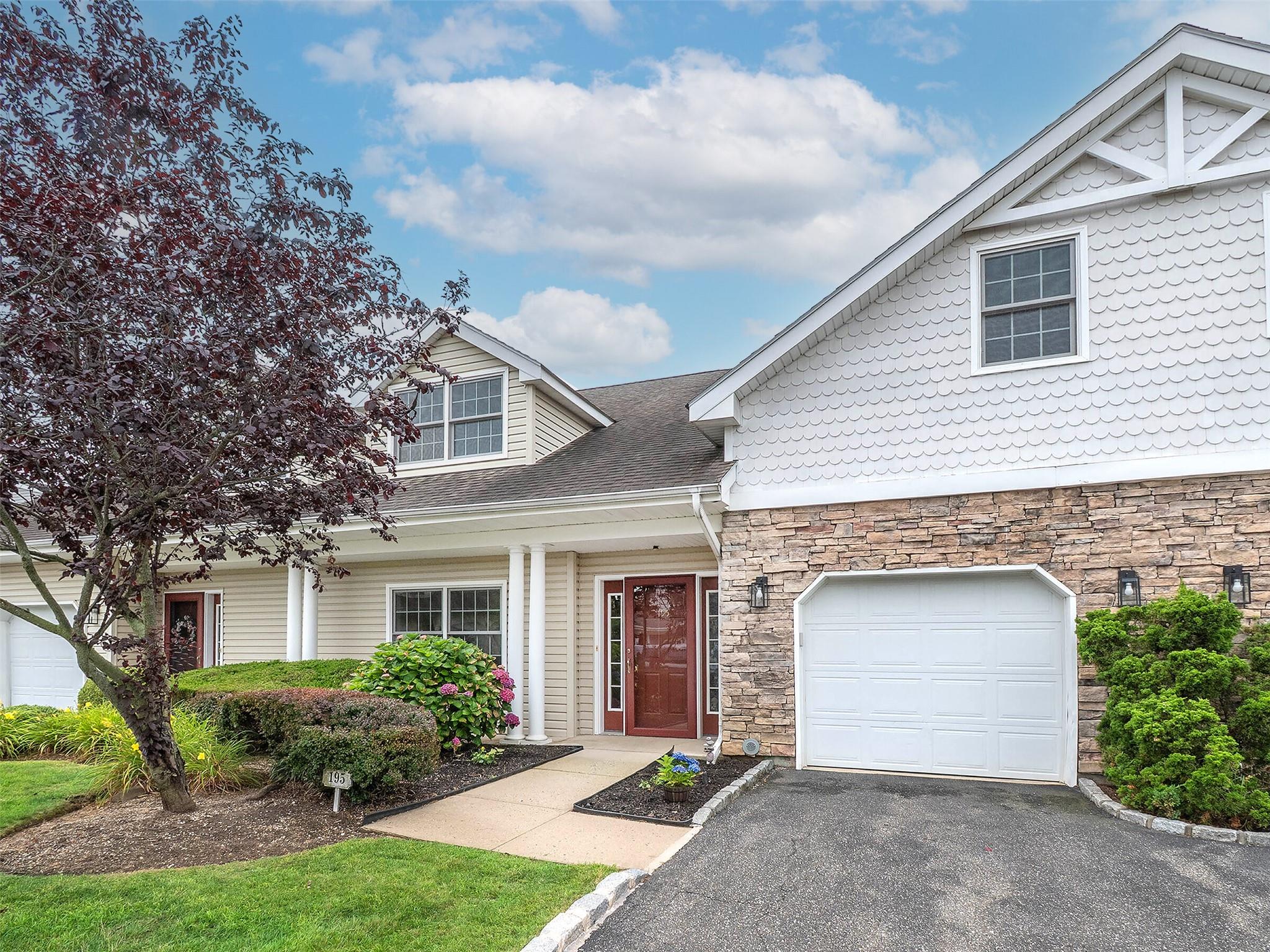 #1 photo, 195 Pond View Drive, 長島 華盛頓港 Port Washington , NY 11050