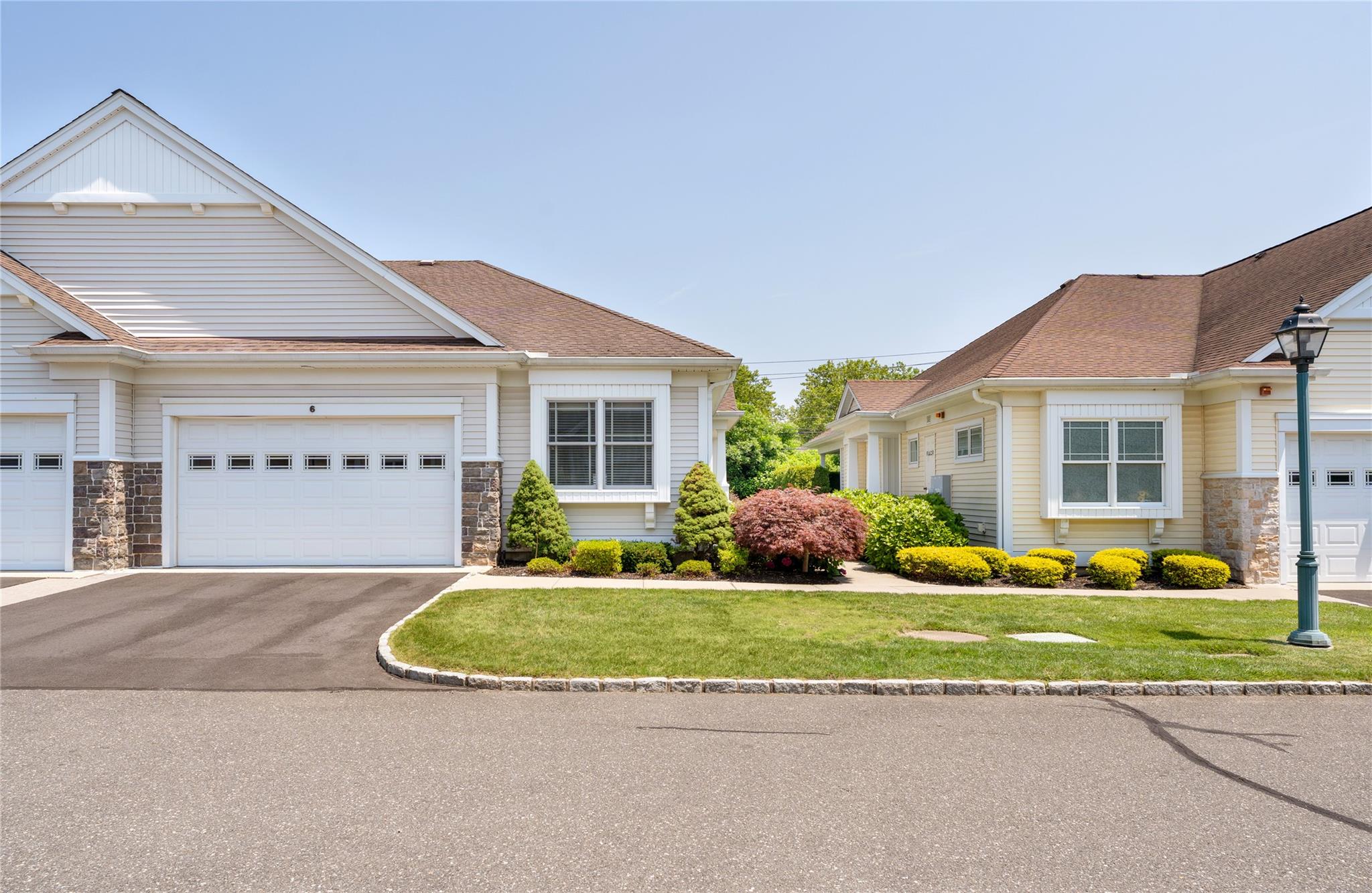 #1 photo, 6 Oak Run, Stony Brook , NY 11790