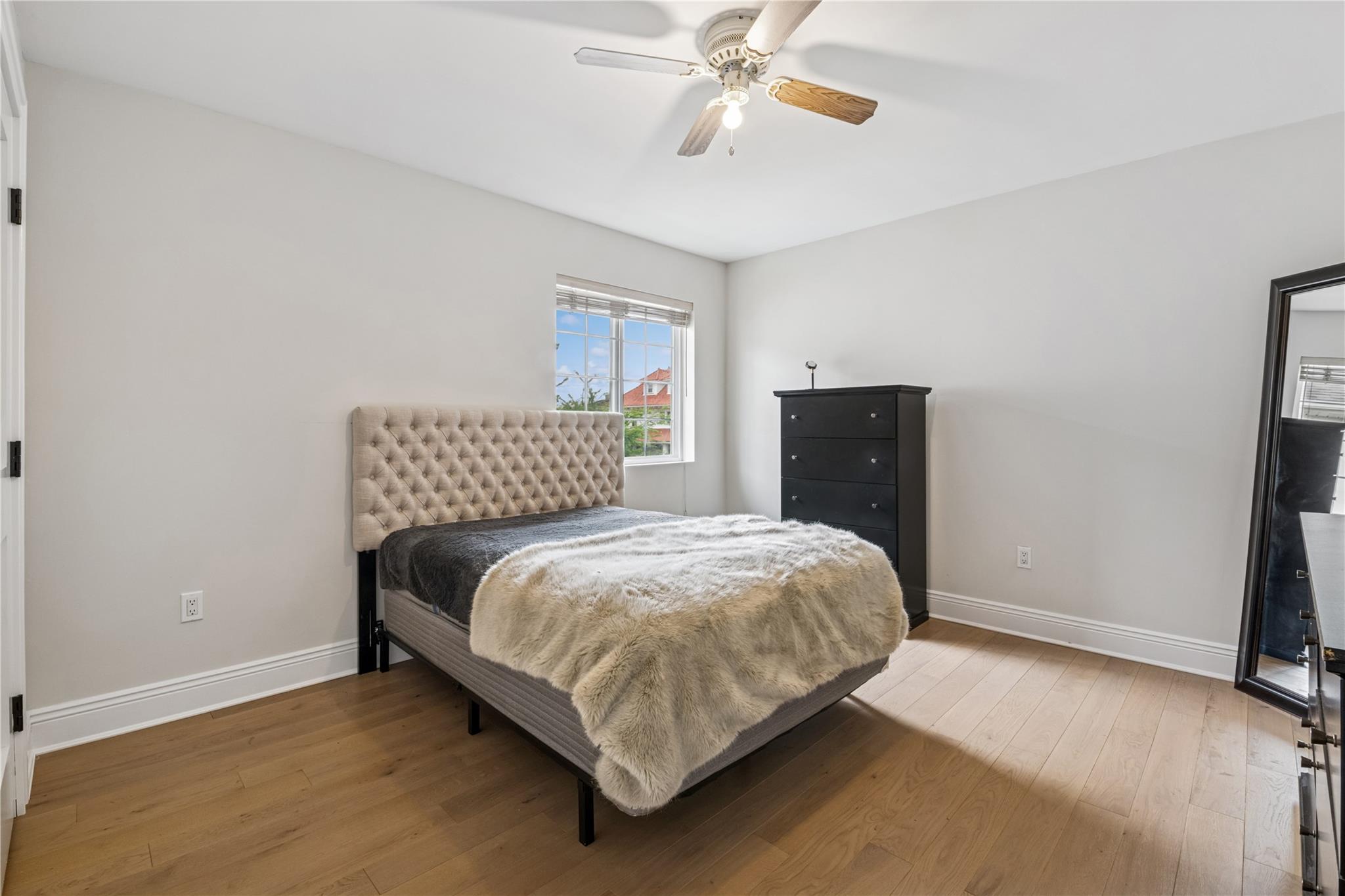 #18 photo, 230 W Beech Street, ナッソー郡 Long Beach , NY 11561