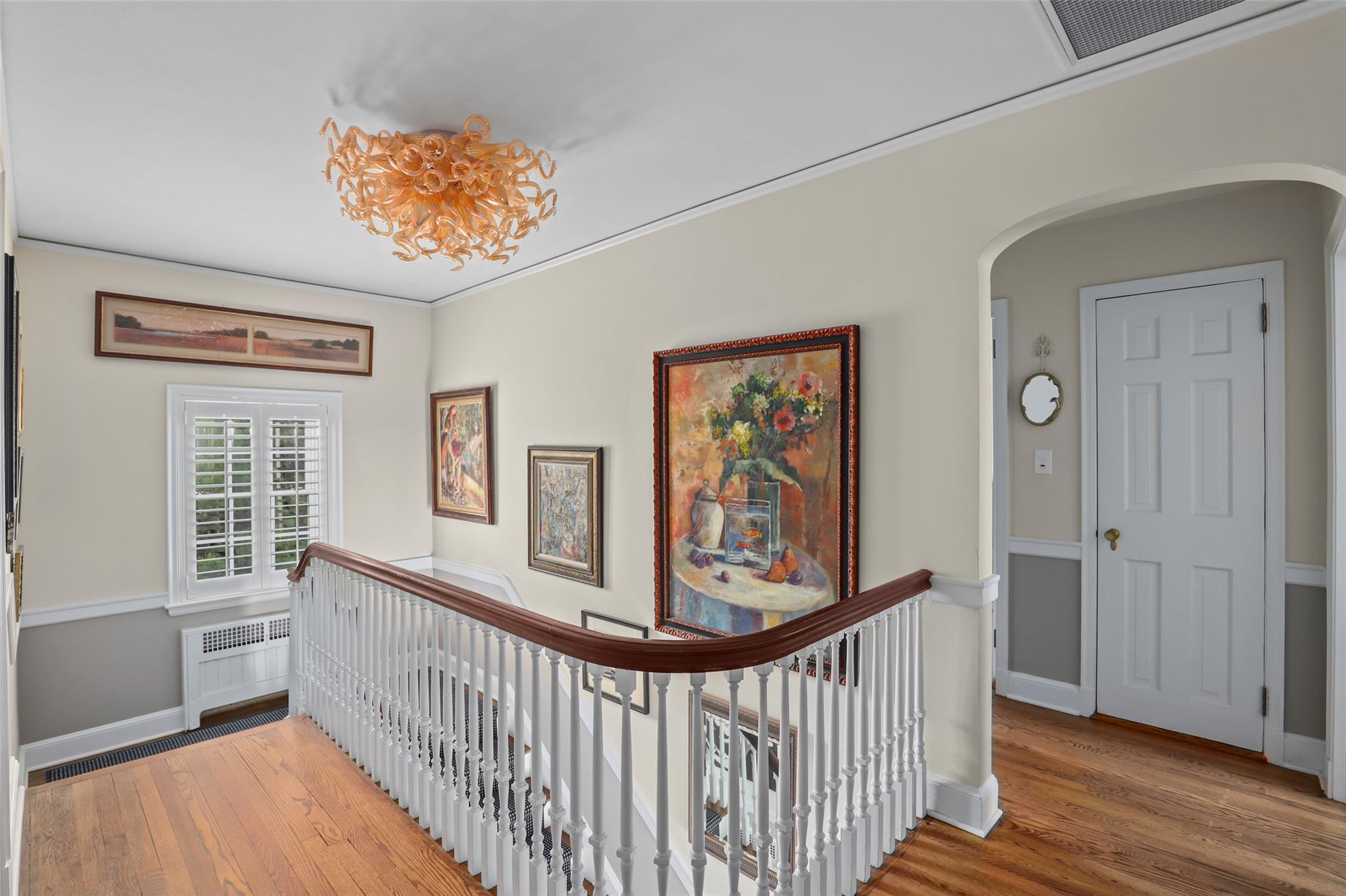 #11 photo, 31 Colonial Road, White Plains , NY 10605