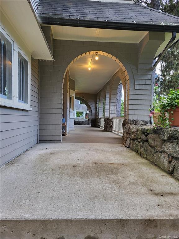 #2 photo, 32 Oakland Avenue, Warwick , NY 10990