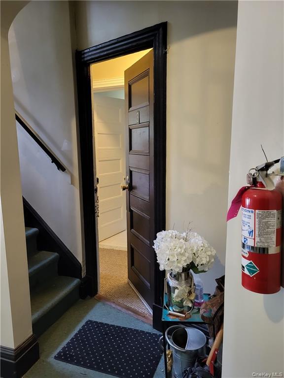 #4 photo, 32 Oakland Avenue, Warwick , NY 10990