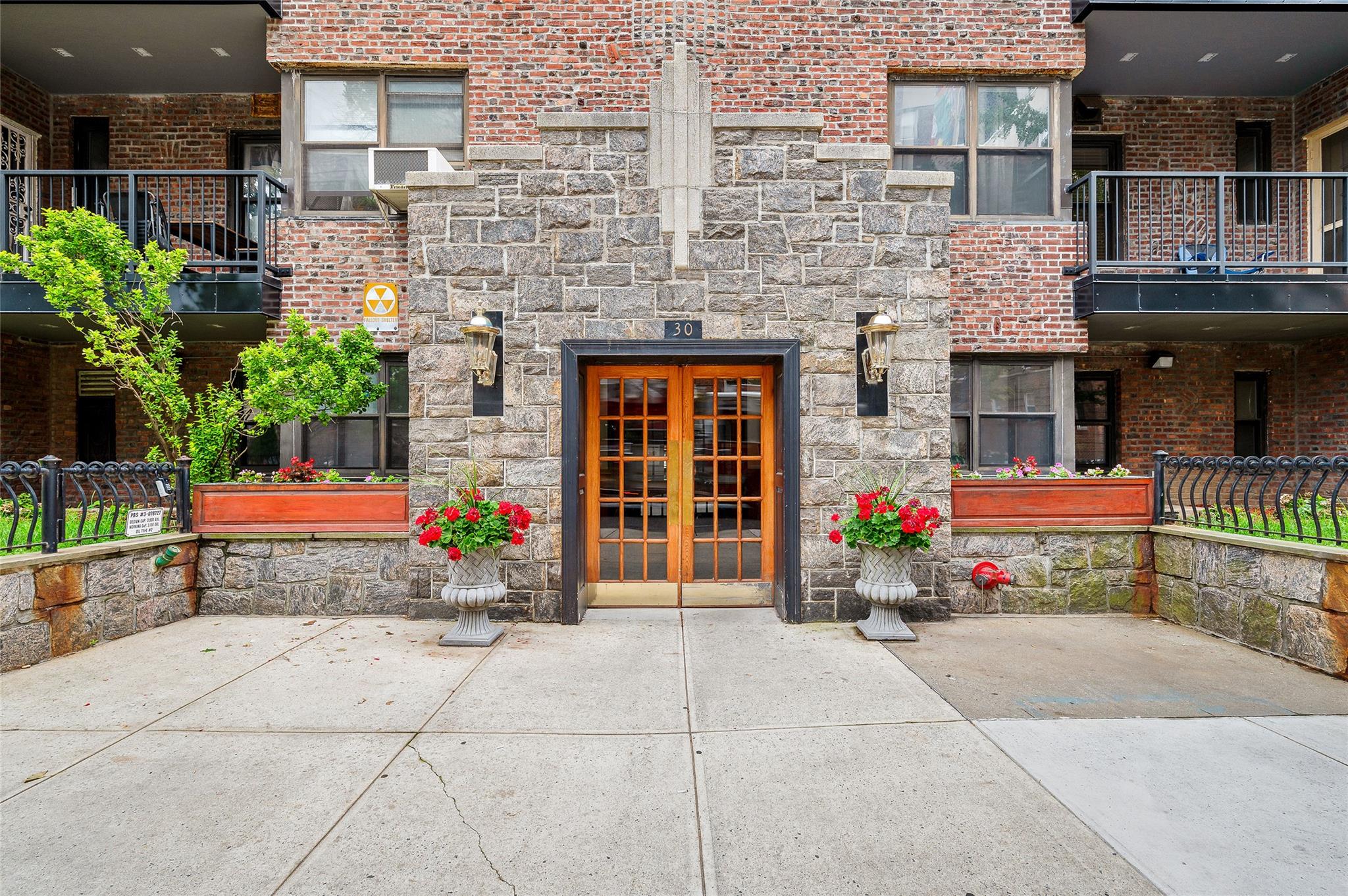 #1 photo, 30 Clinton Place, 紐約州 New Rochelle , NY 10801