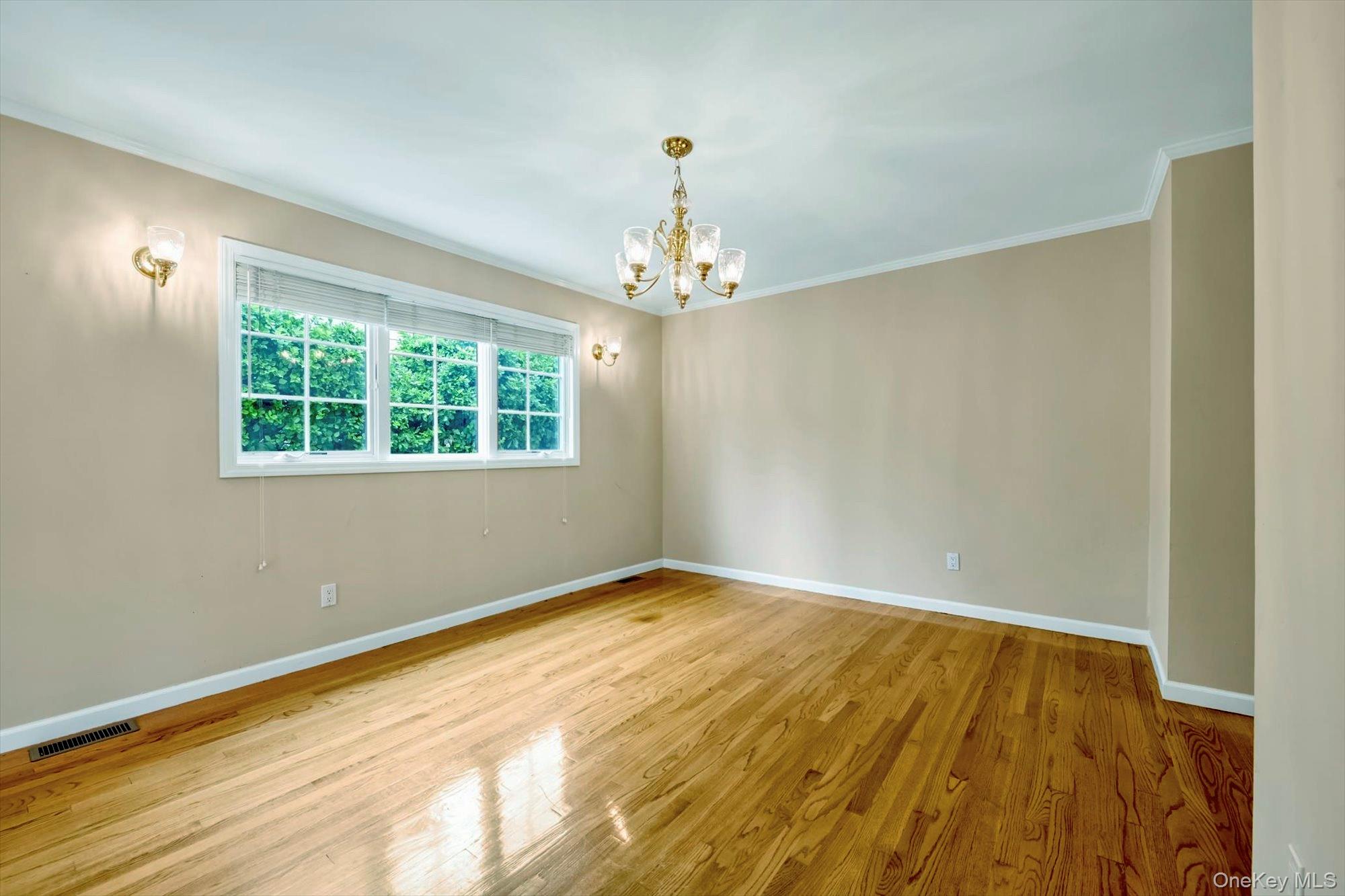 #7 photo, 51 Highfield Avenue, ナッソー郡 Port Washington , NY 11050