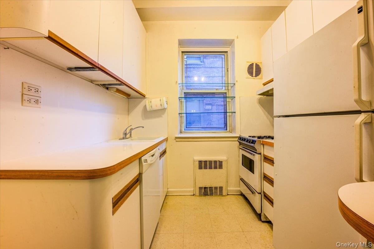 #10 photo, 102-55 67 Drive, クイーンズ区 Forest Hills , NY 11375