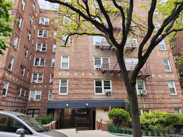 #2 photo, 102-55 67 Drive, クイーンズ区 Forest Hills , NY 11375