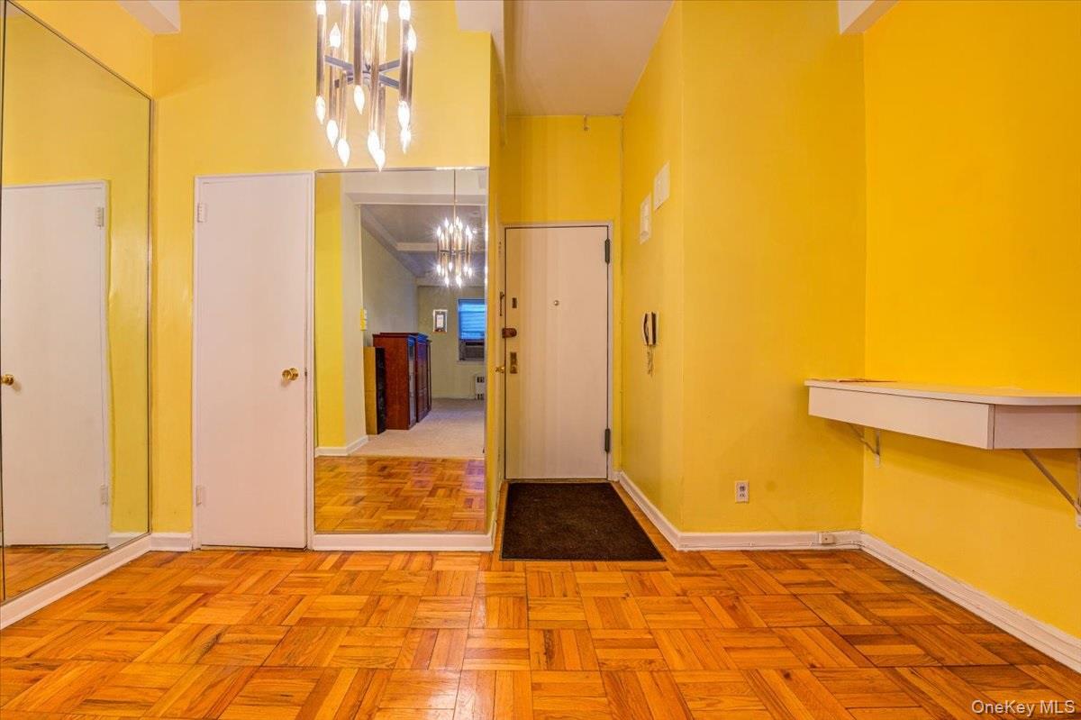 #8 photo, 102-55 67 Drive, クイーンズ区 Forest Hills , NY 11375