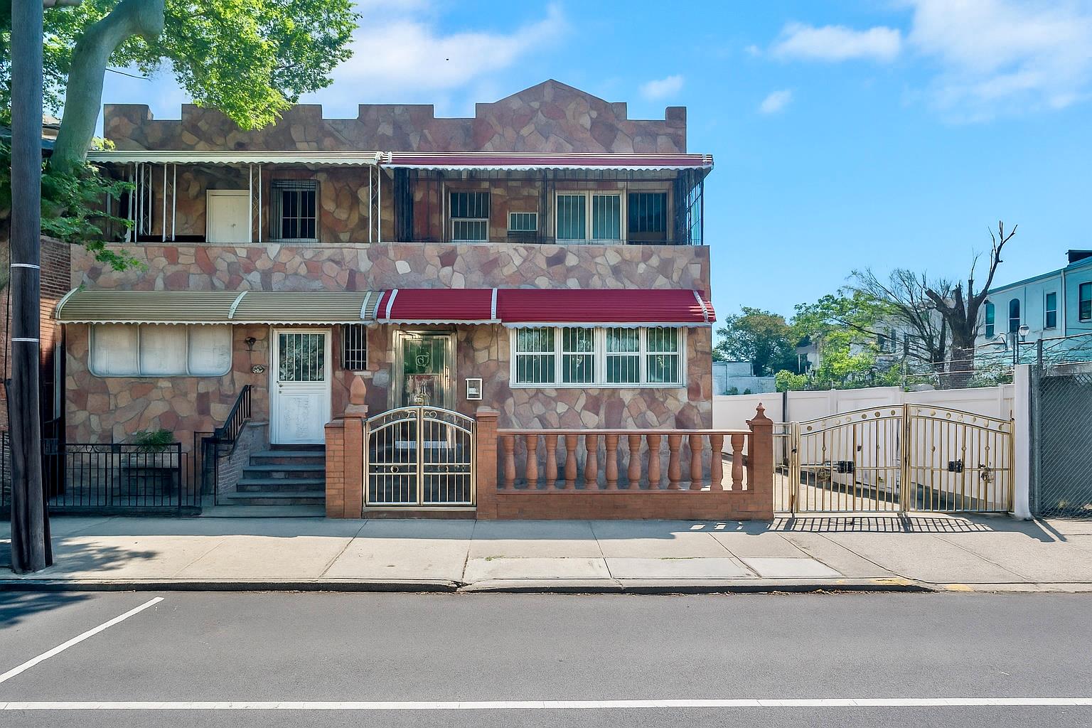 #1 photo, 654 Schenck Avenue, Brooklyn , NY 11207