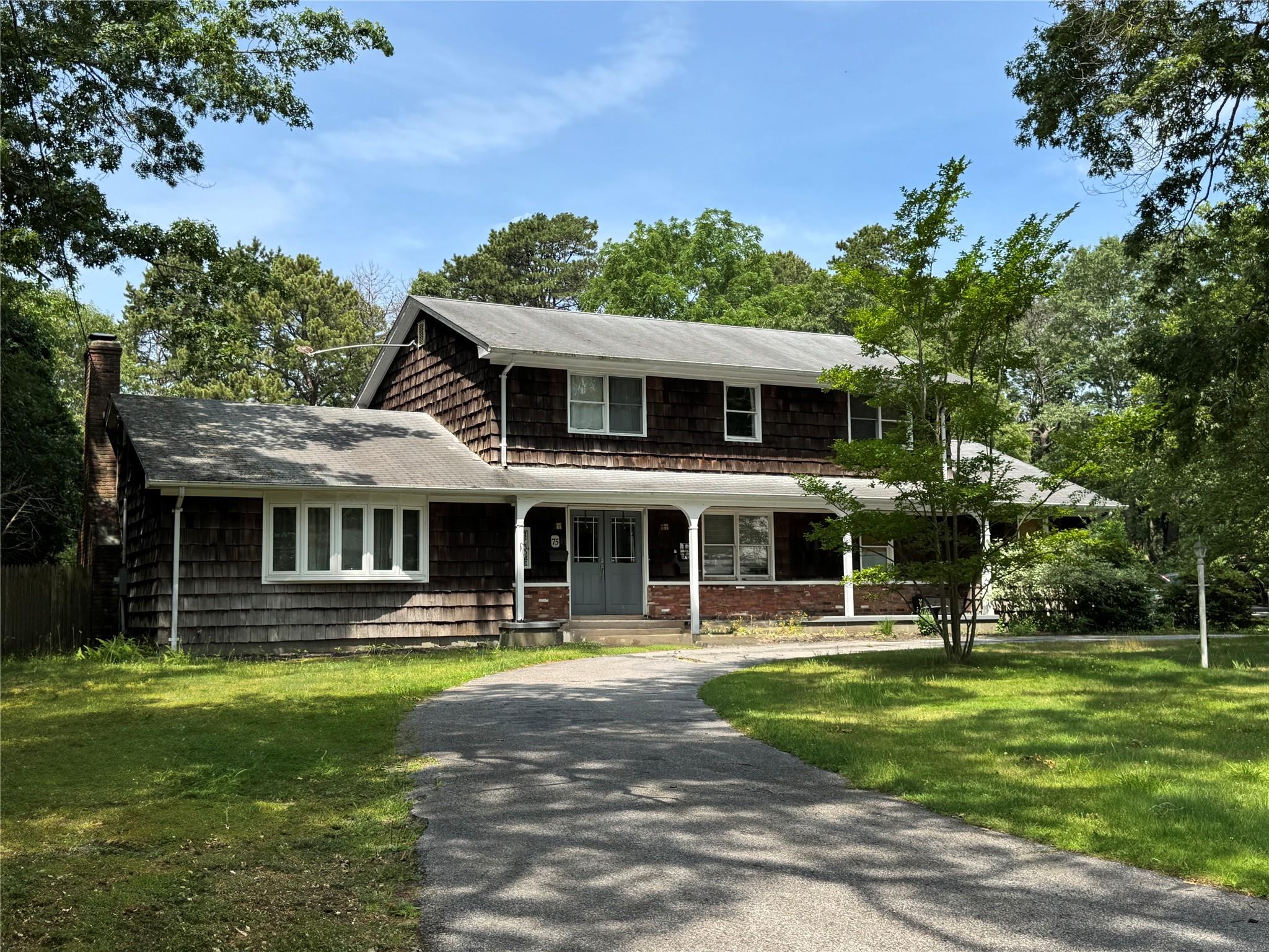 #1 photo, 75 Topping Drive, Riverhead , NY 11901