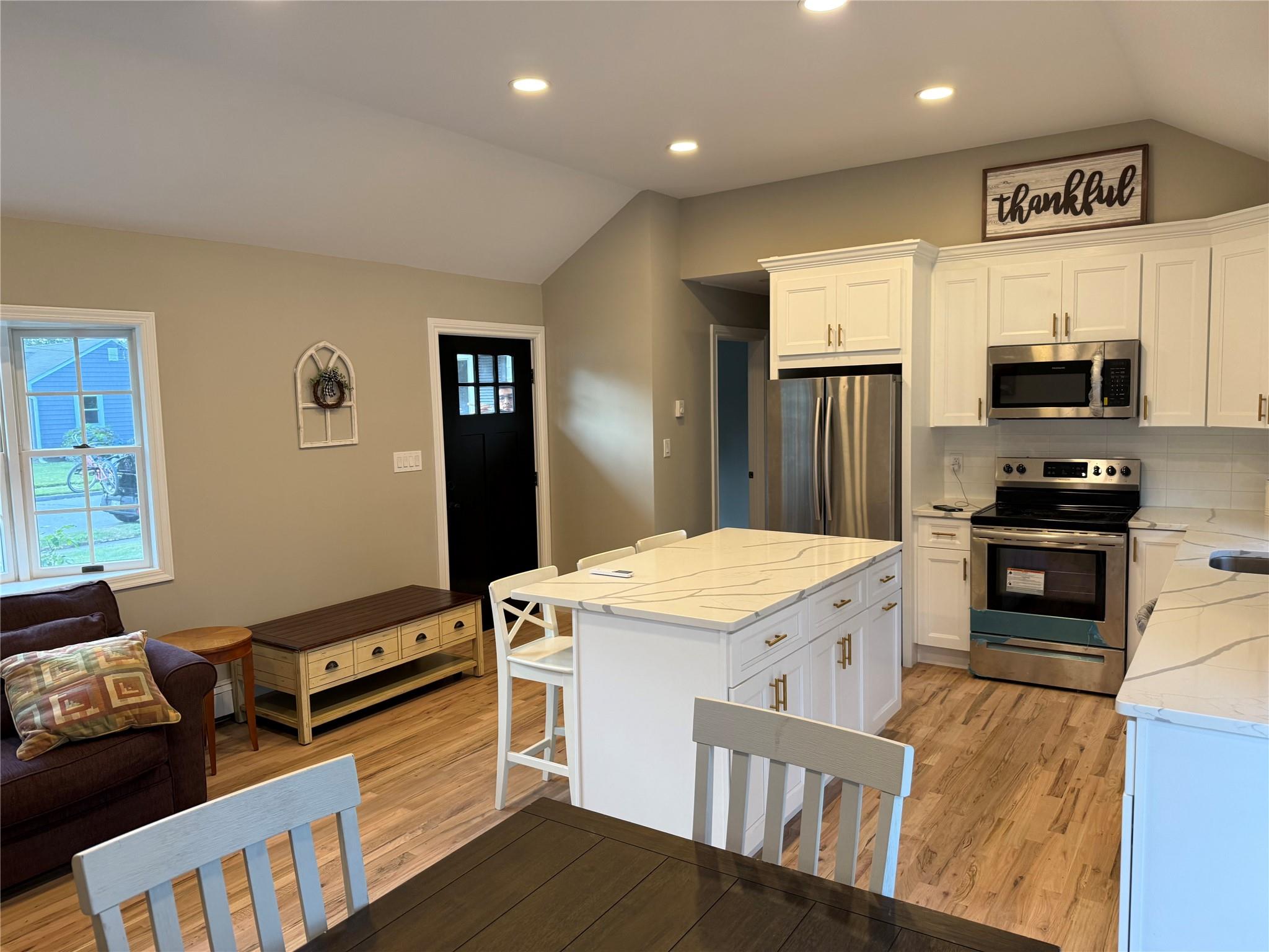 #6 photo, 22 Bradish Lane, 東長島 Babylon , NY 11702