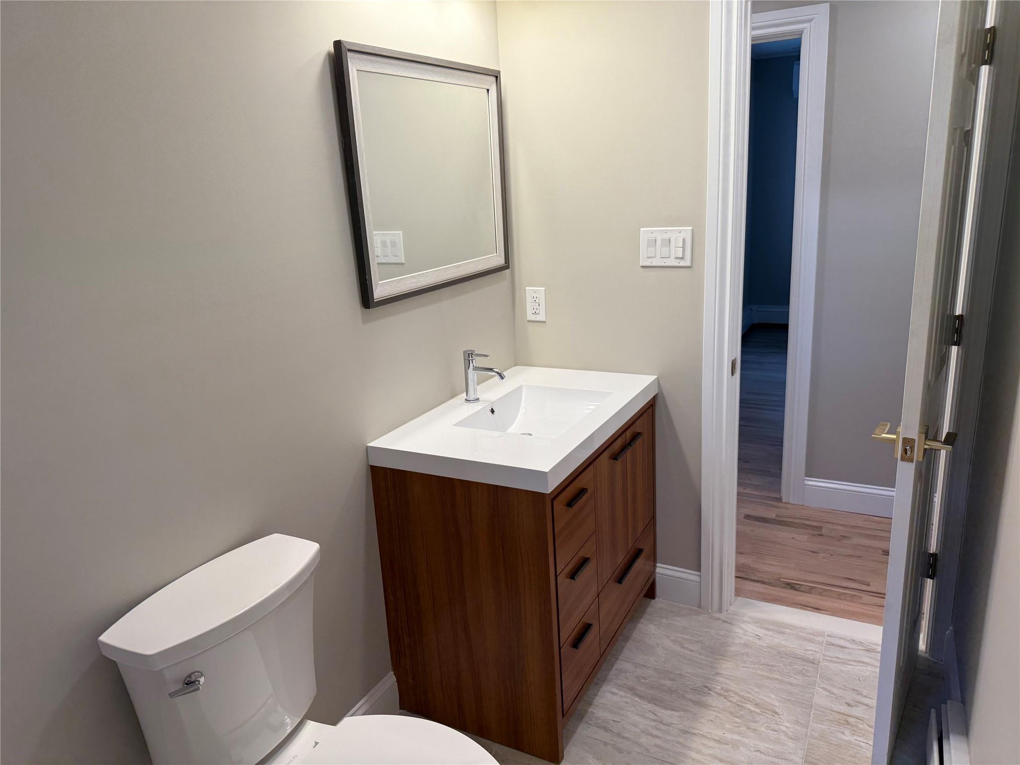 #8 photo, 22 Bradish Lane, 東長島 Babylon , NY 11702