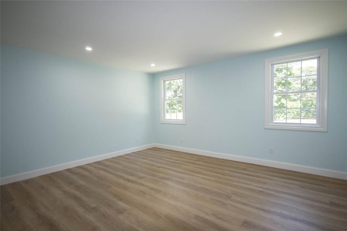 #5 photo, 64 Maple Avenue, サフォーク郡 Flanders , NY 11901