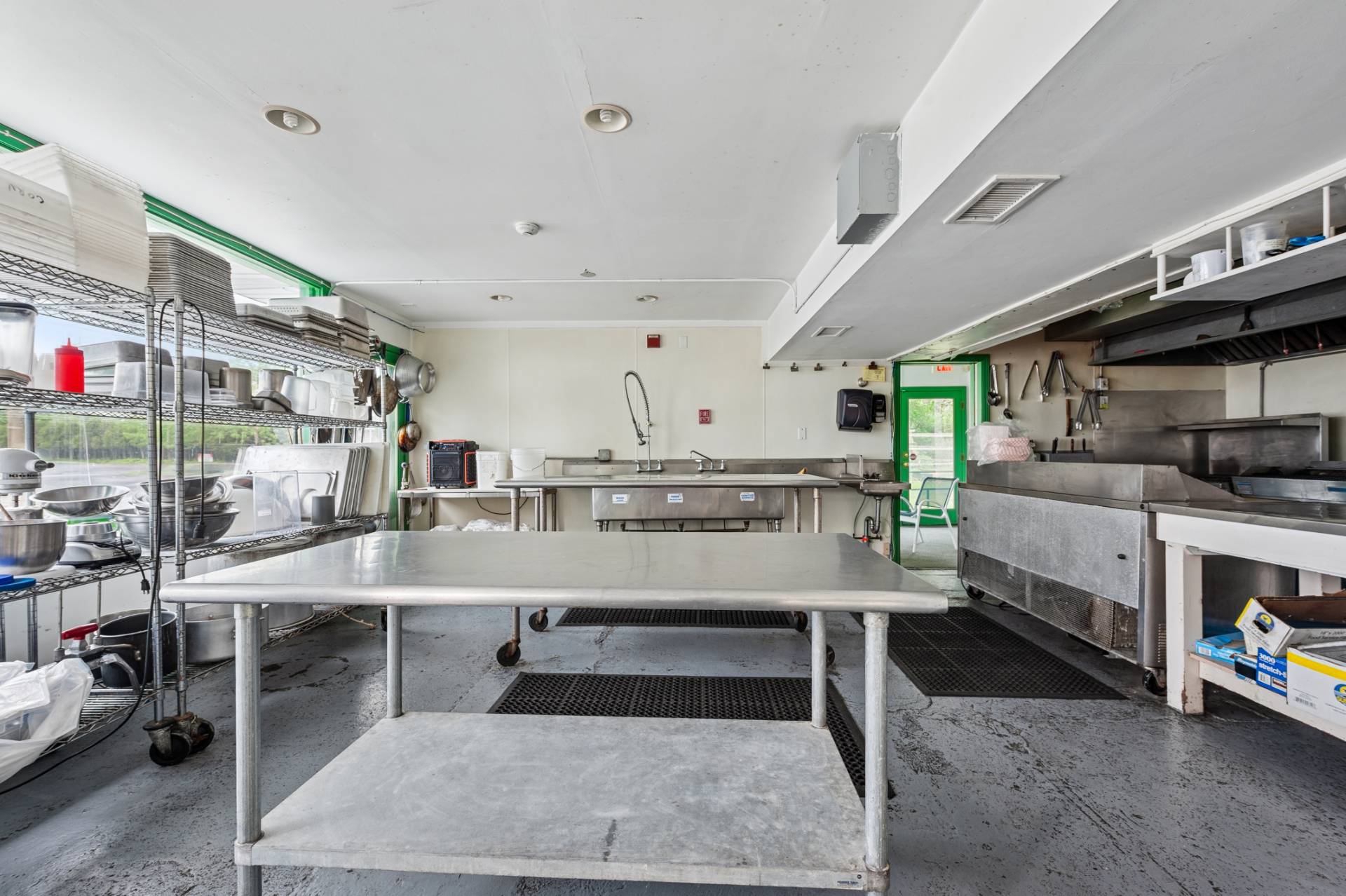 #15 photo, 590  County Road 39, サフォーク郡 Southampton , NY 11968