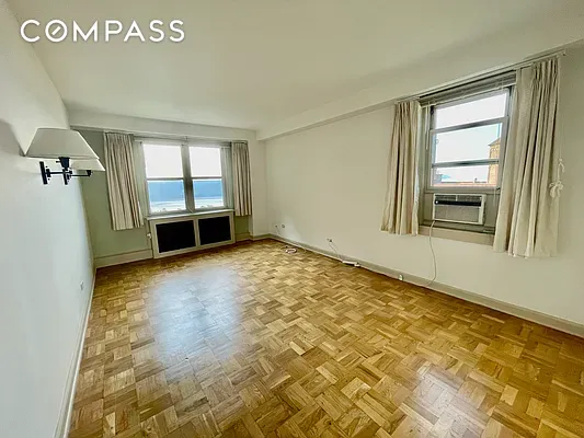 #10 photo, New York City, マンハッタン Hudson Heights , NY 10040