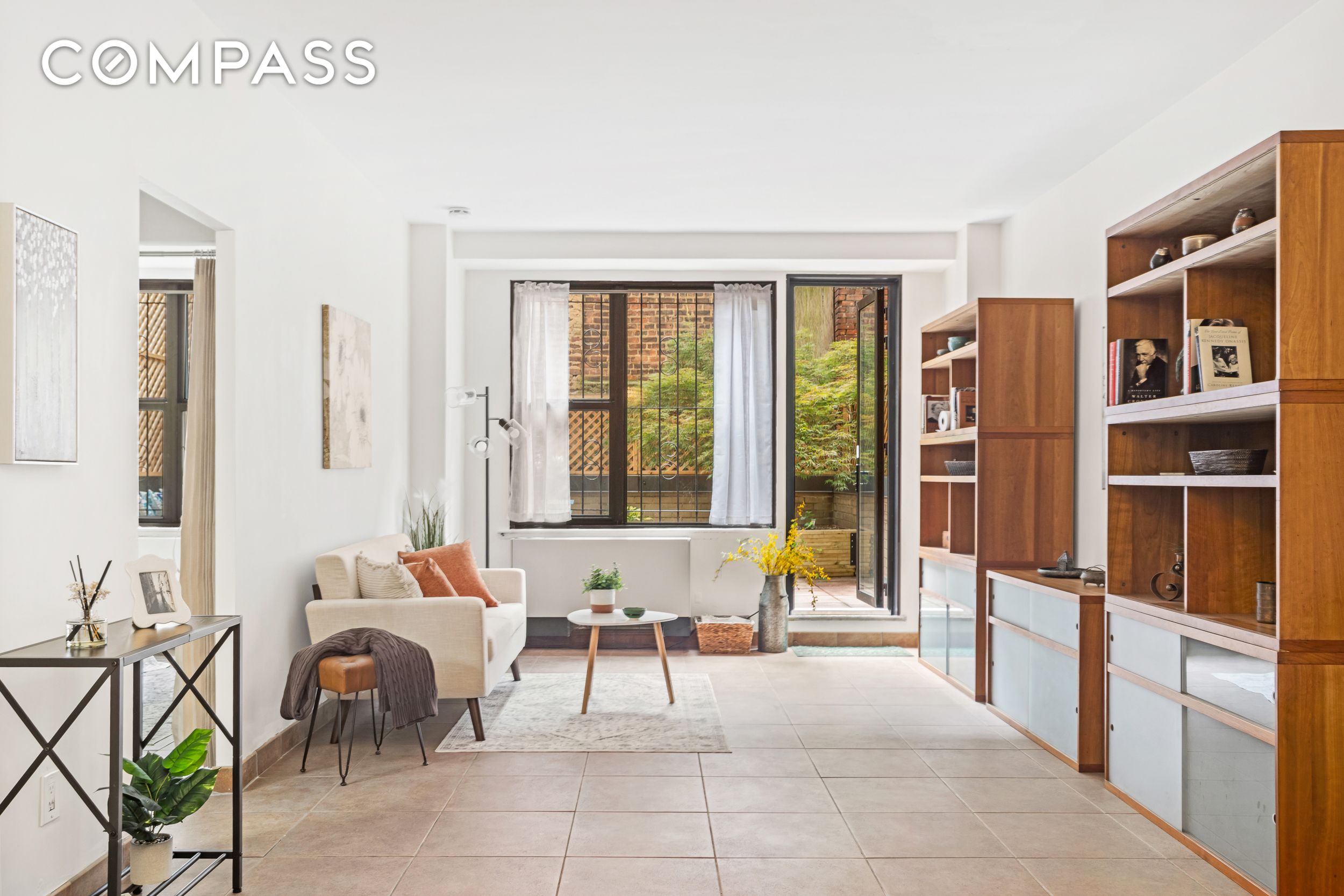 #1 photo, 130 E 18th Street, Gramercy , NY 10003