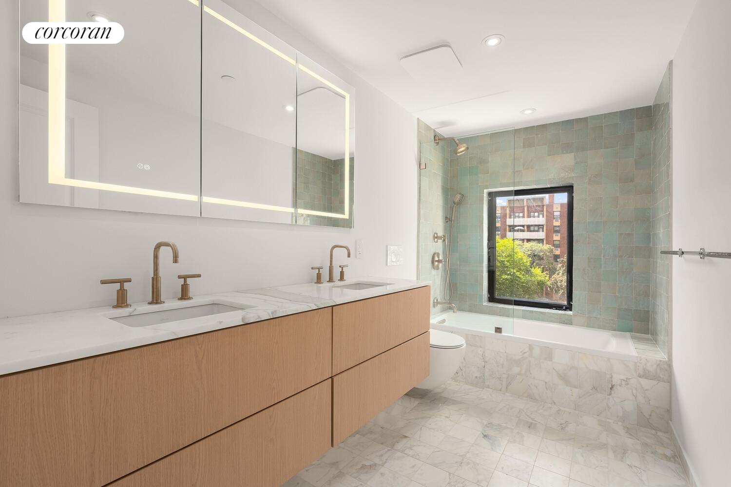 #13 photo, 828 QUINCY Street, ブルックリン区 Stuyvesant Heights , NY 11221