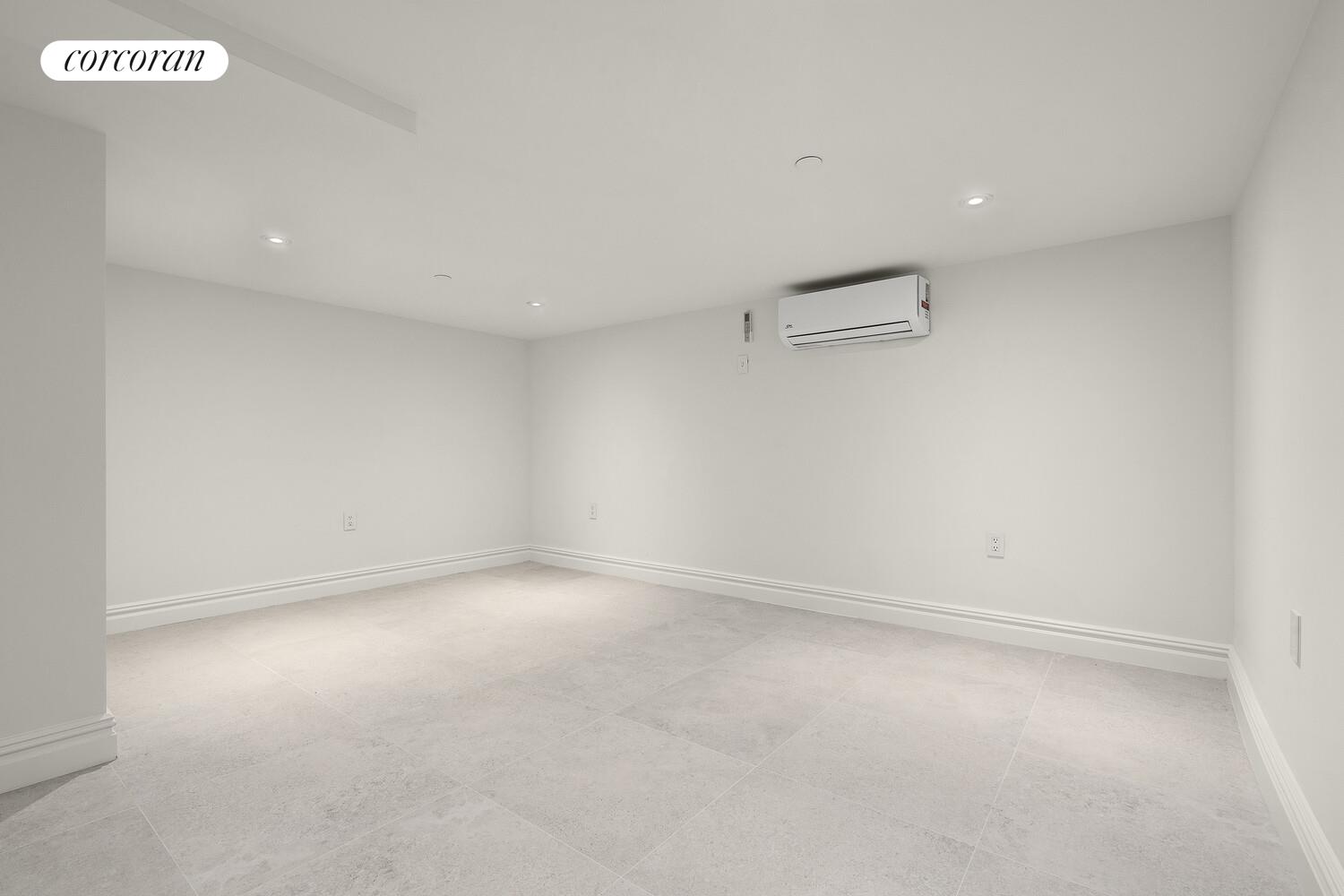 #20 photo, 828 QUINCY Street, ブルックリン区 Stuyvesant Heights , NY 11221