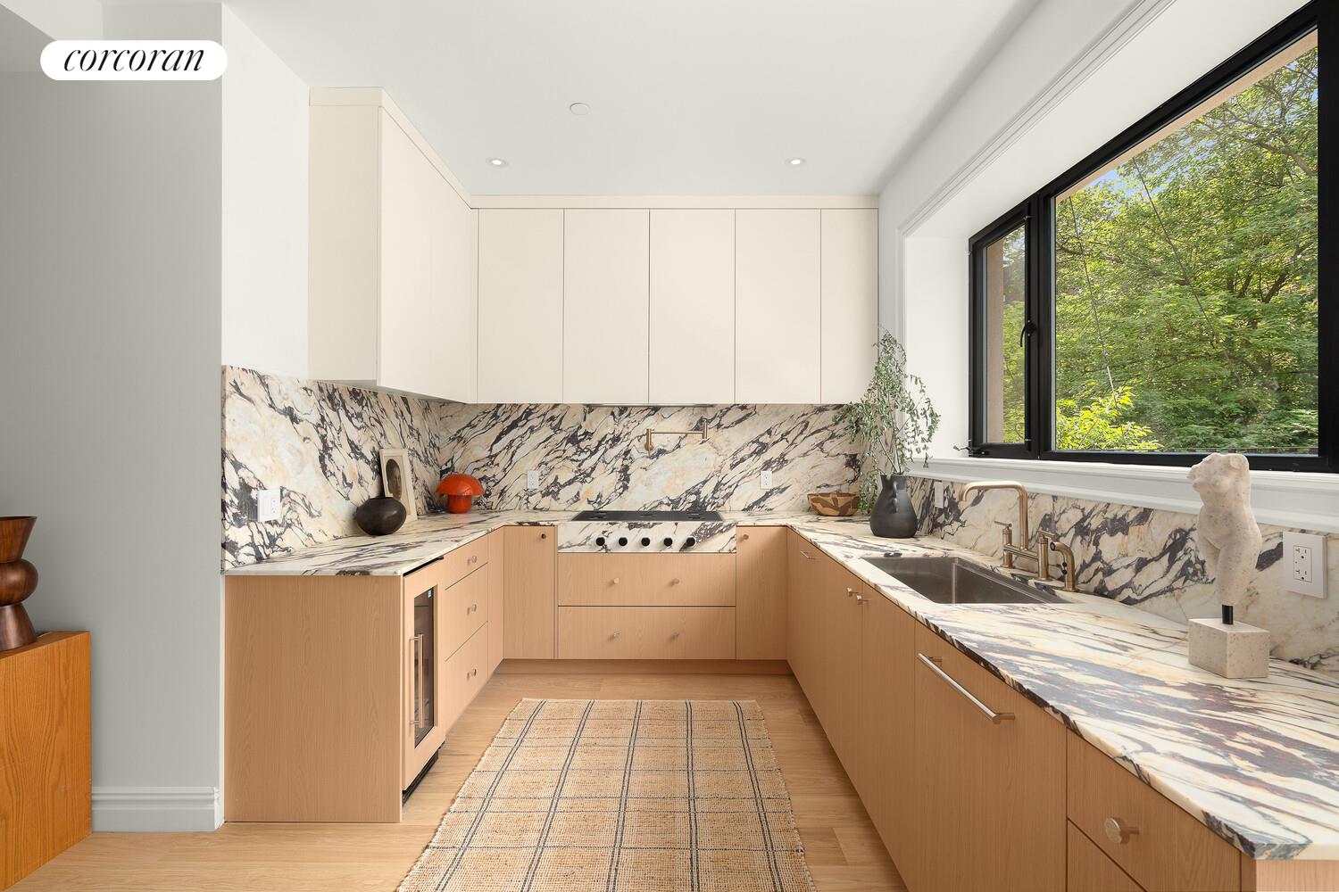 #3 photo, 828 QUINCY Street, ブルックリン区 Stuyvesant Heights , NY 11221