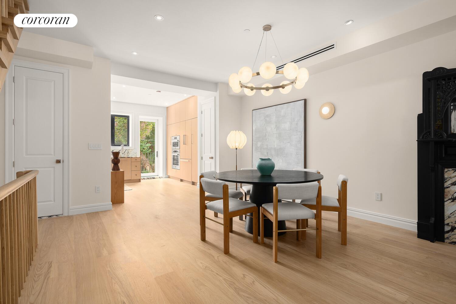 #5 photo, 828 QUINCY Street, ブルックリン区 Stuyvesant Heights , NY 11221