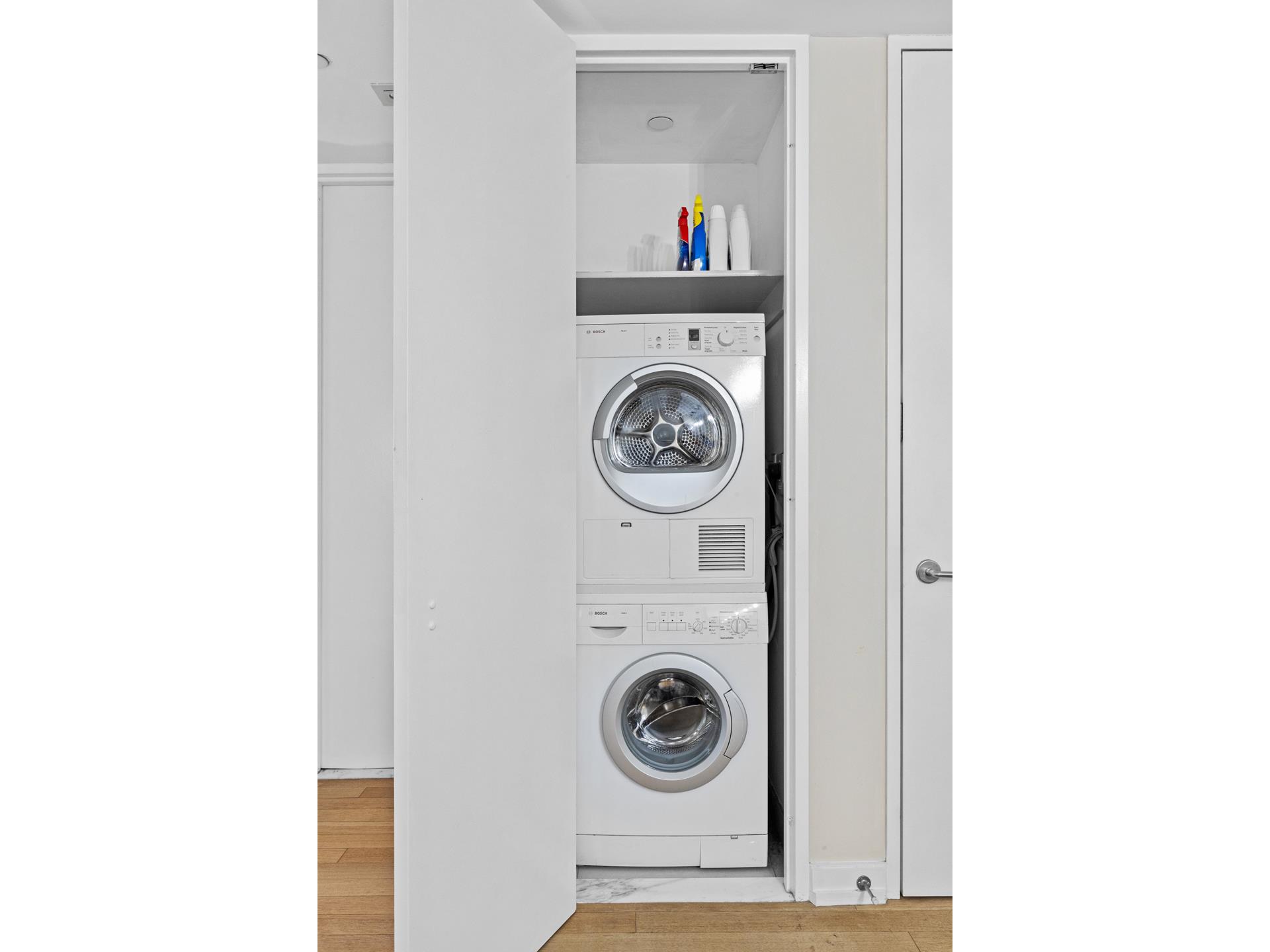 #11 photo, 21-45 44TH Drive, クイーンズ区 Long Island City , NY 11101