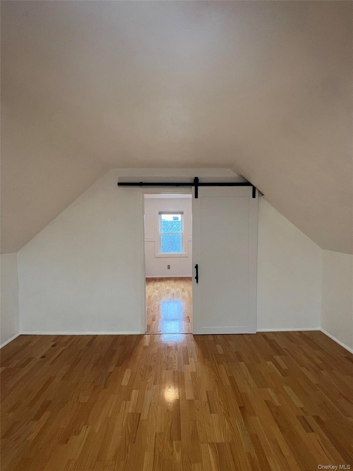 #7 photo, 107 Park Avenue, Harrison , NY 10528